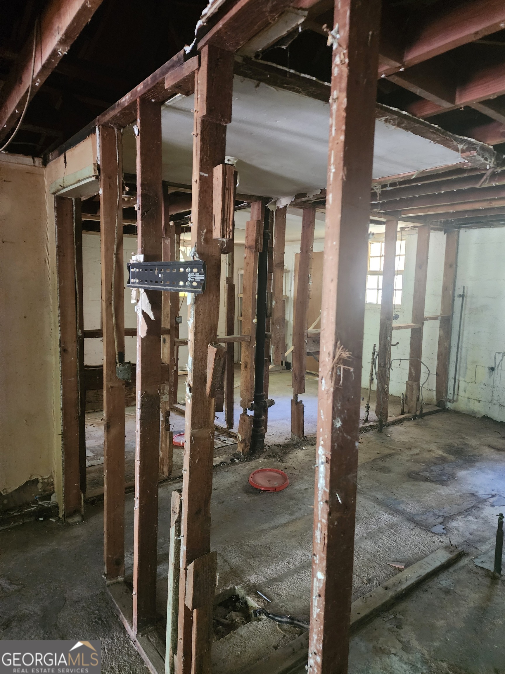 340 Poppy Avenue Property Photo 4
