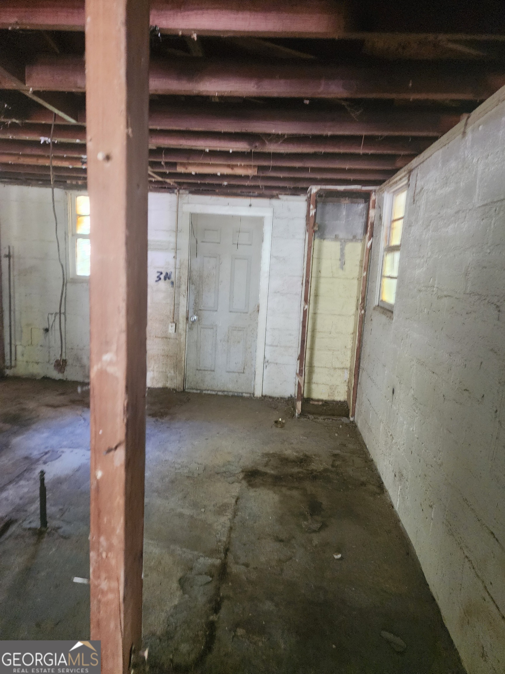 340 Poppy Avenue Property Photo 5