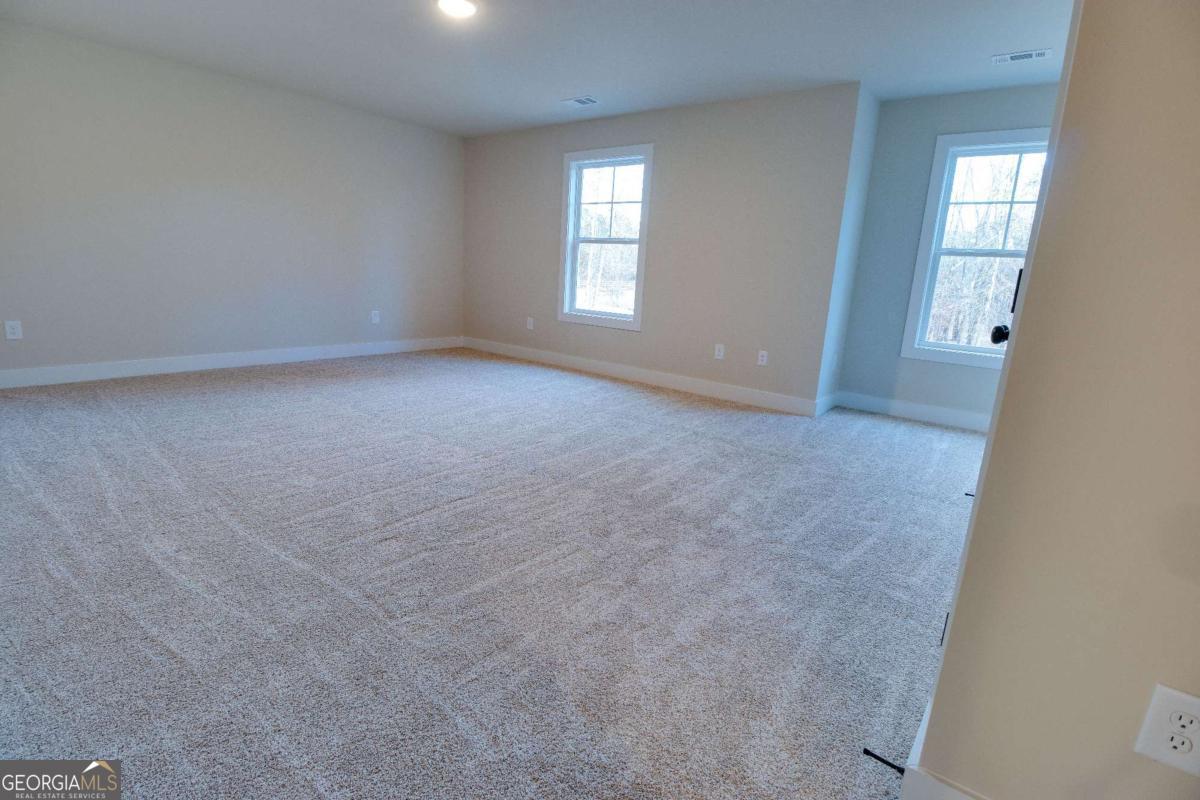 1021 Pointe S Property Photo 29