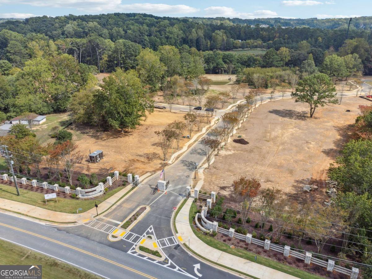 4560 Natchez Property Photo 10