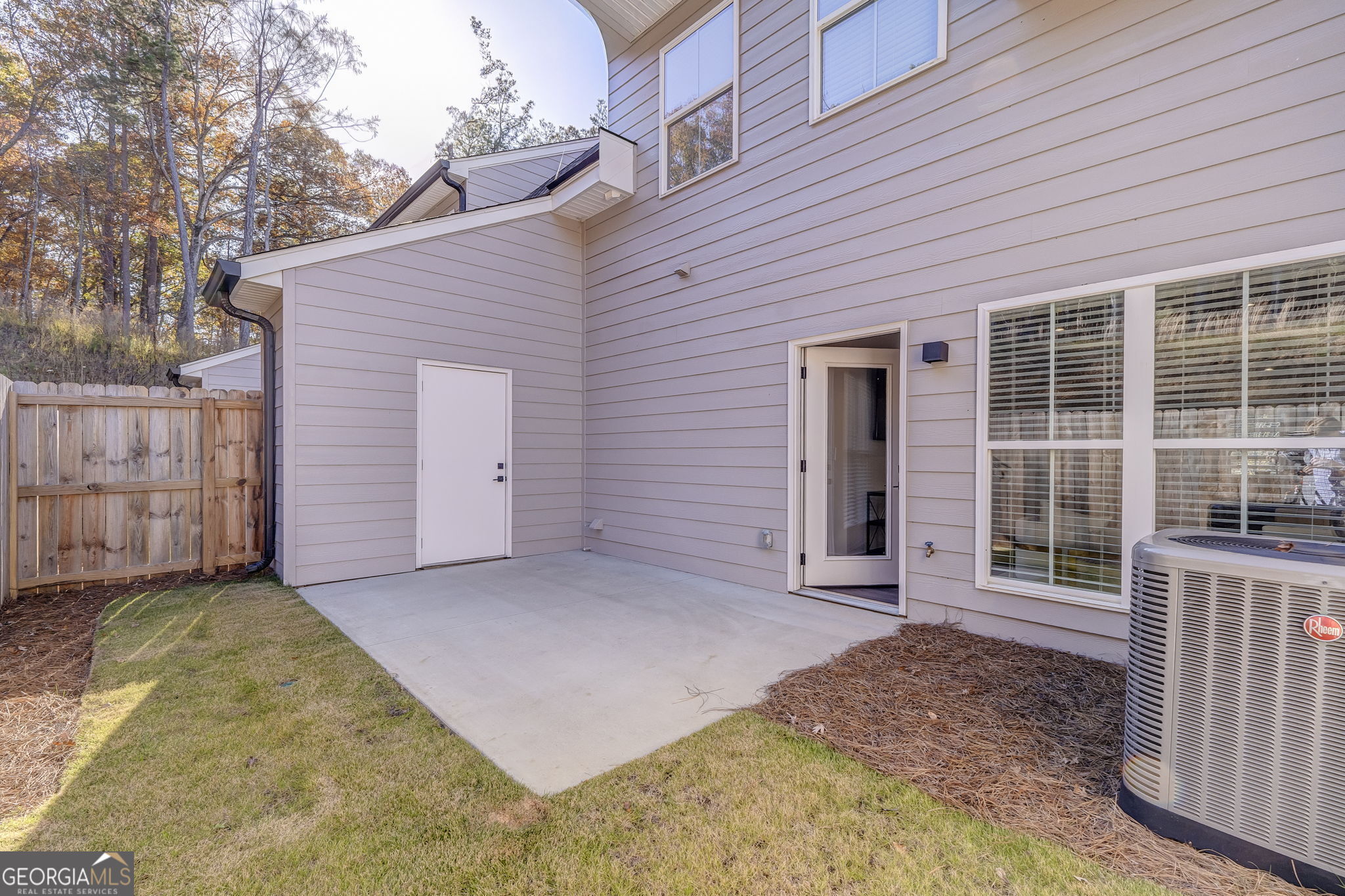 77 Chateau Drive Property Photo 53