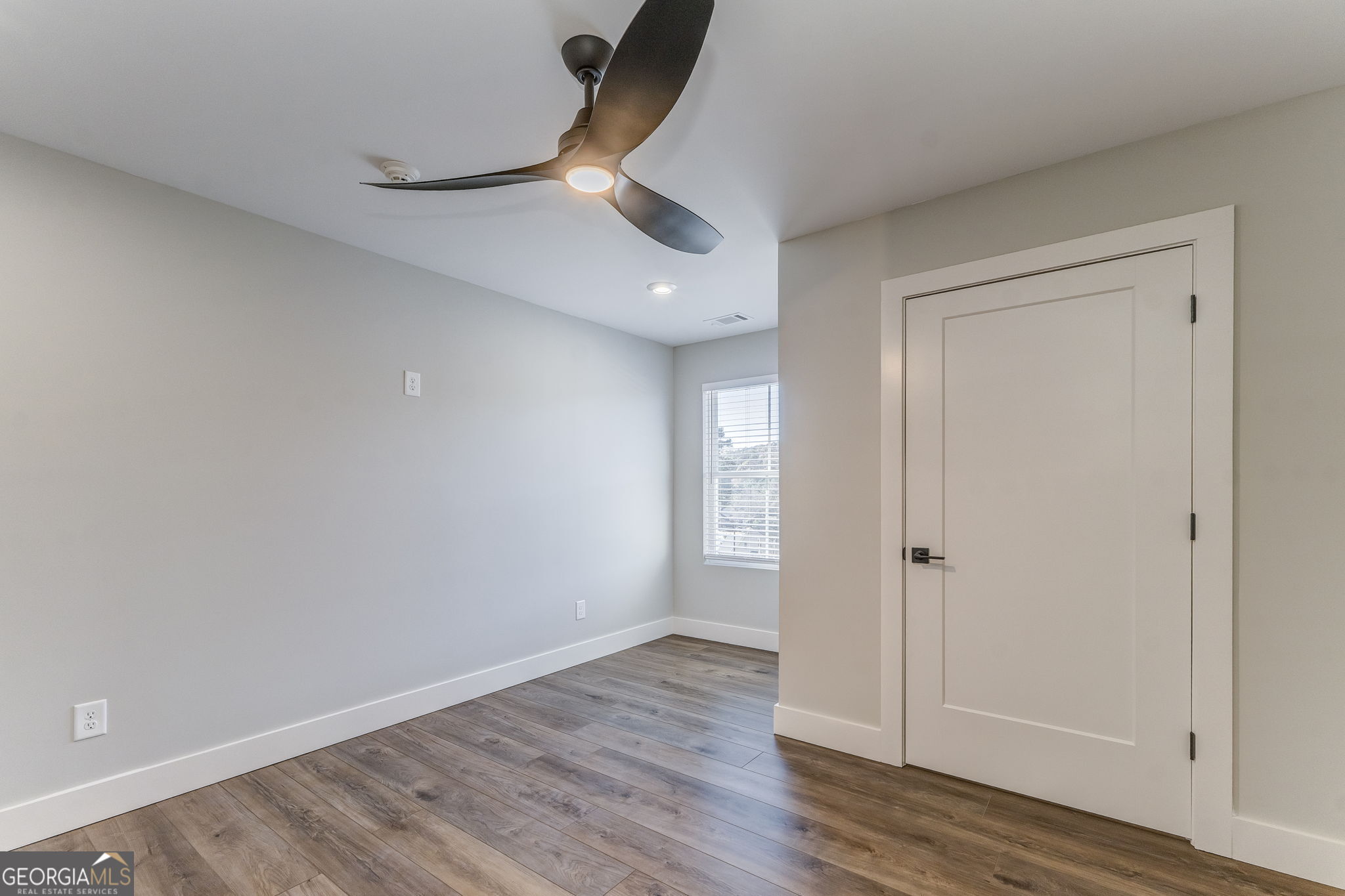 93 Chateau Drive Property Photo 63
