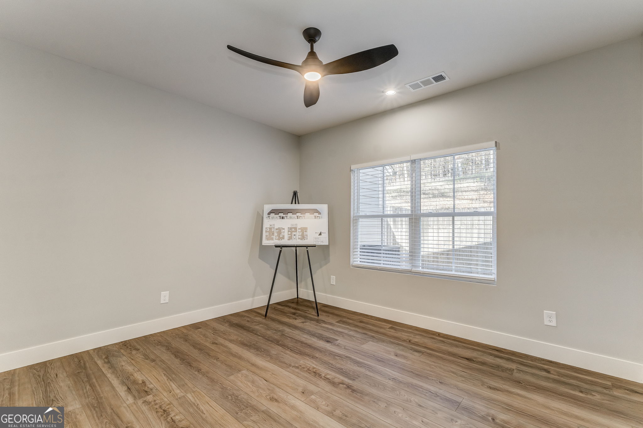 109 Chateau Drive Property Photo 43