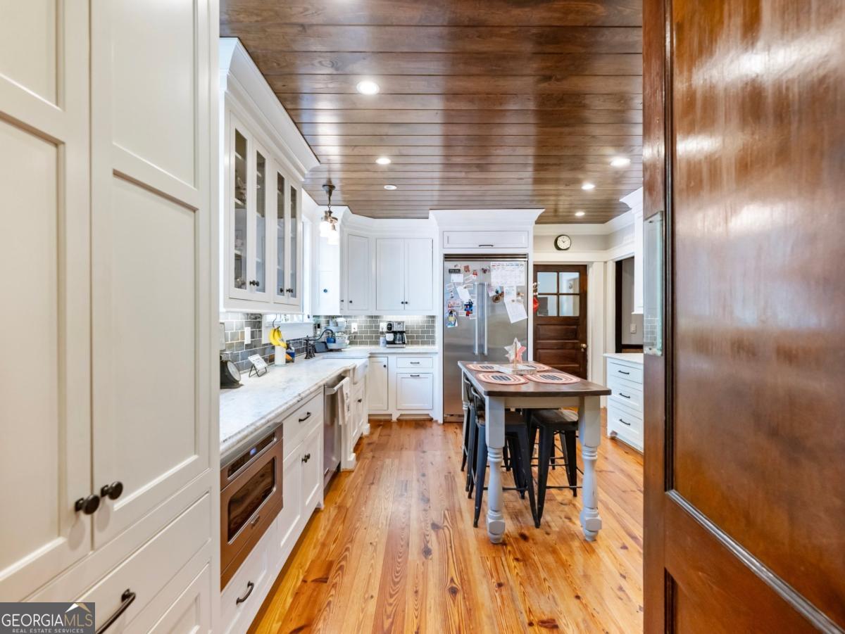 107 Church Street Property Photo 10