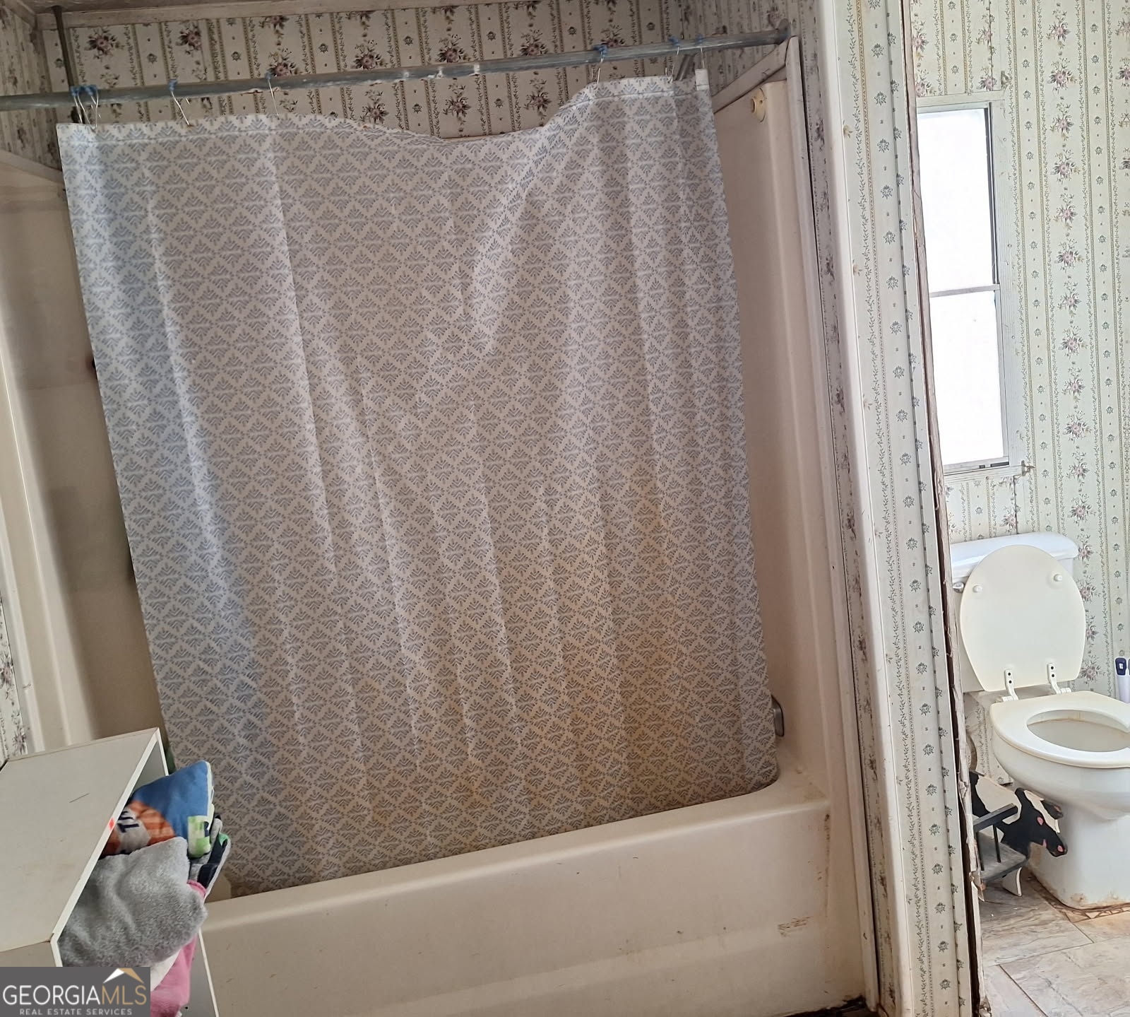 680 Natures Trail Property Photo 10