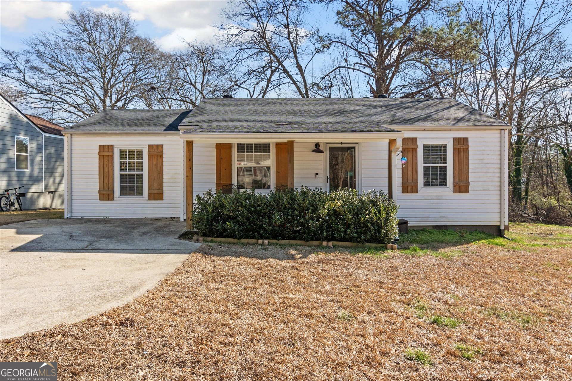 120 Adamson Drive Property Photo 1