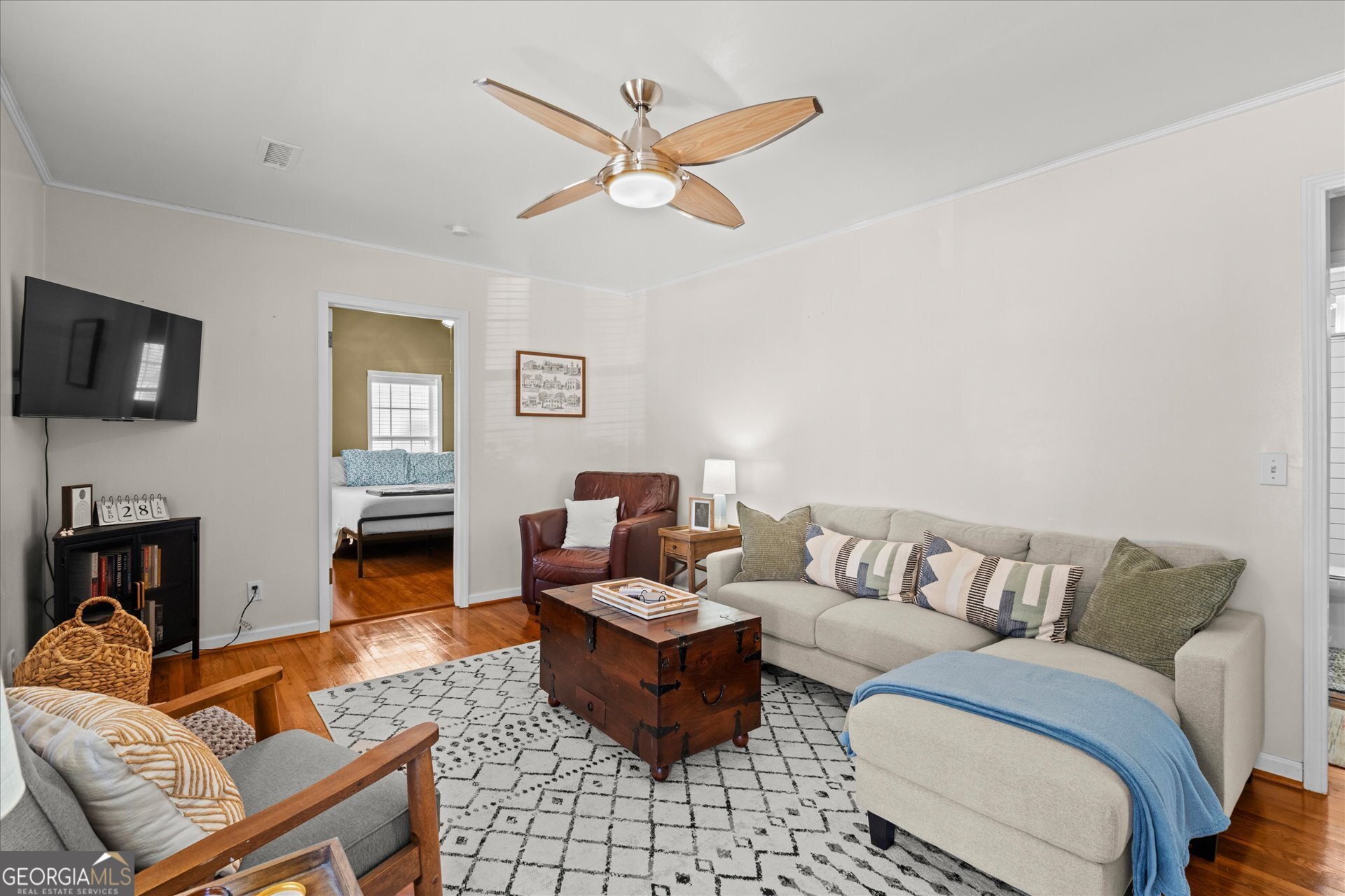 120 Adamson Drive Property Photo 4