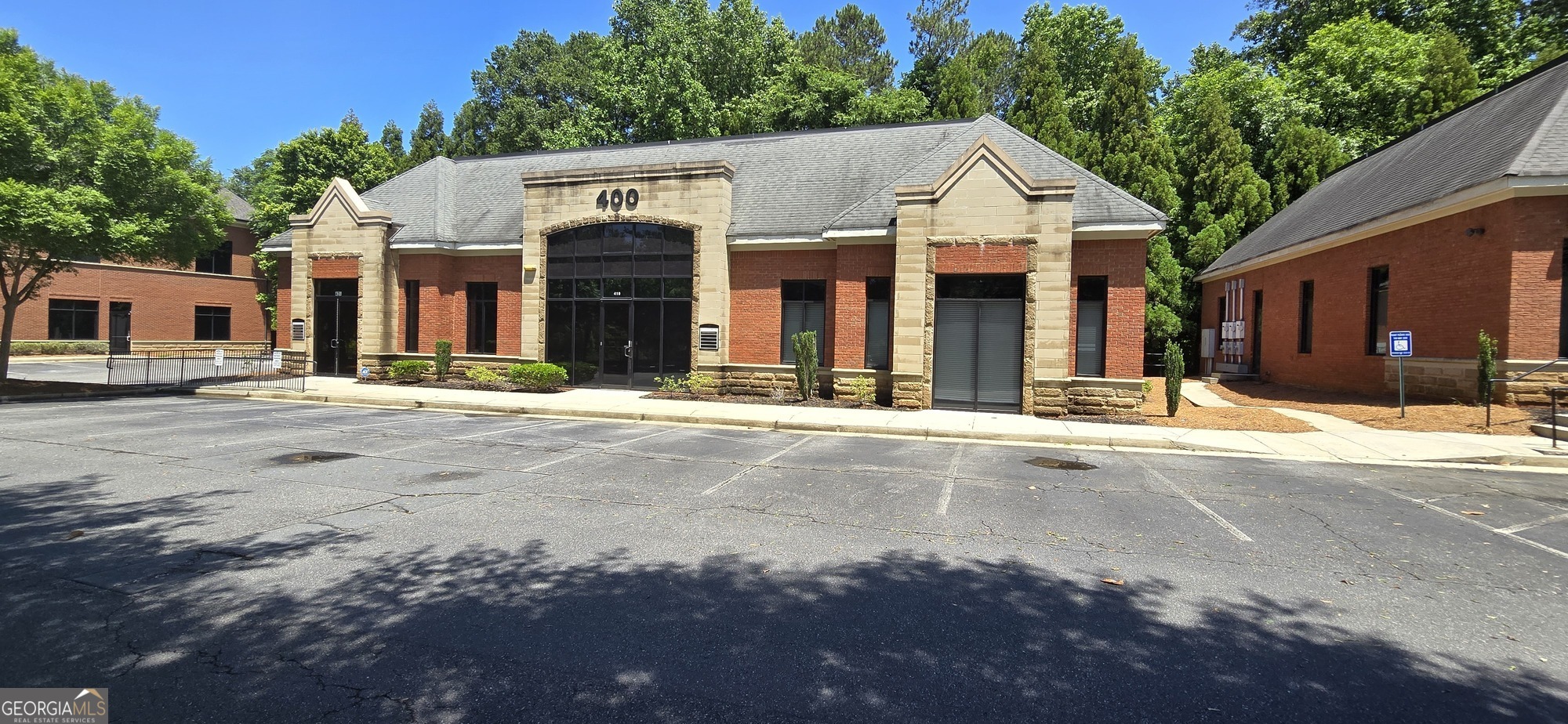 10475 Medlock Bridge Road # 900 Property Photo 9