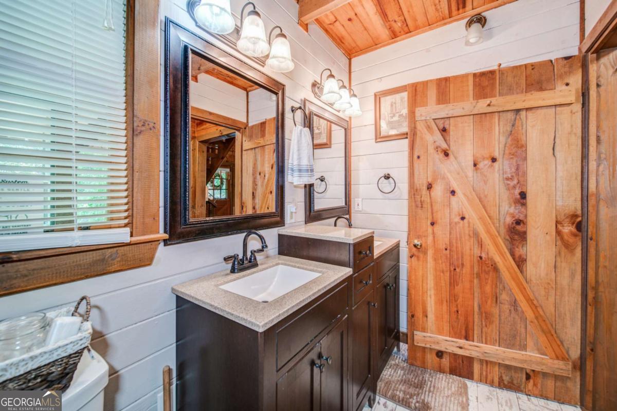 64 Bear Lake Drive Property Photo 15