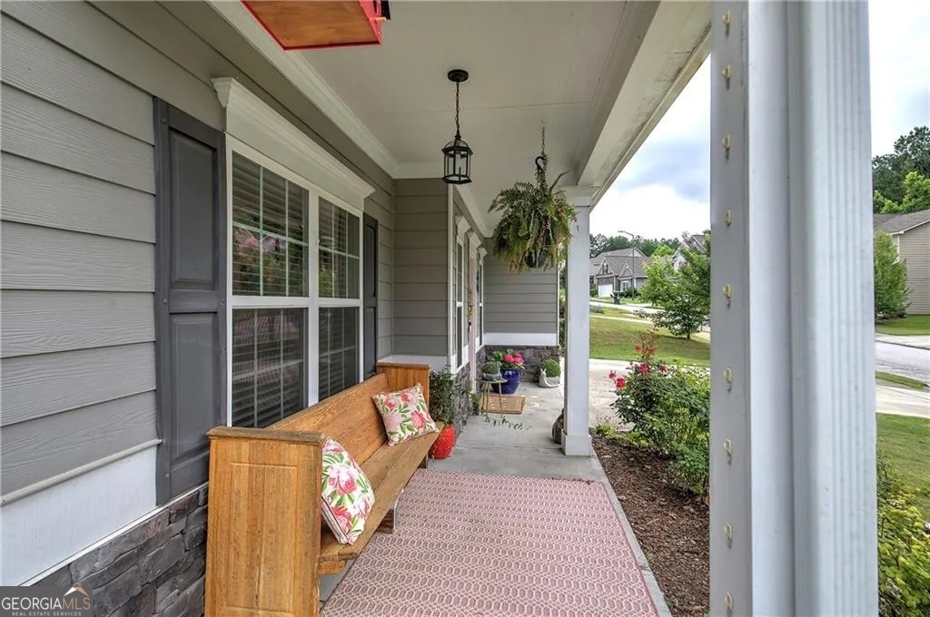 78 Thorndale Court Property Photo 3