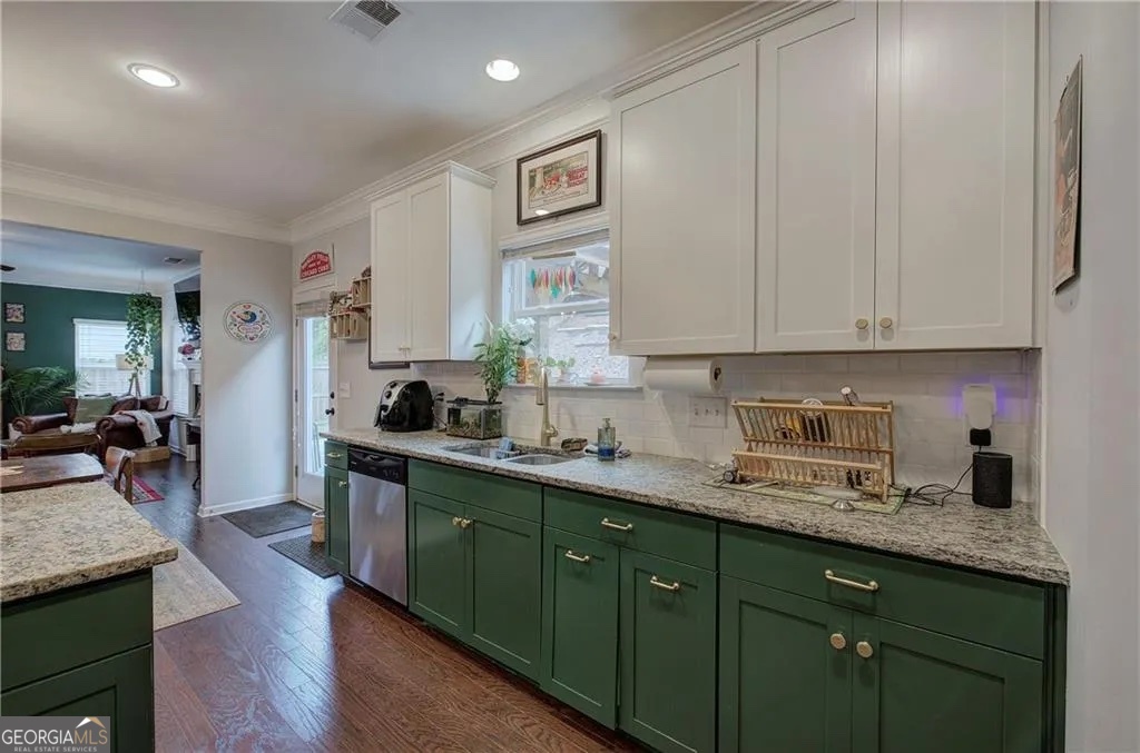 78 Thorndale Court Property Photo 9