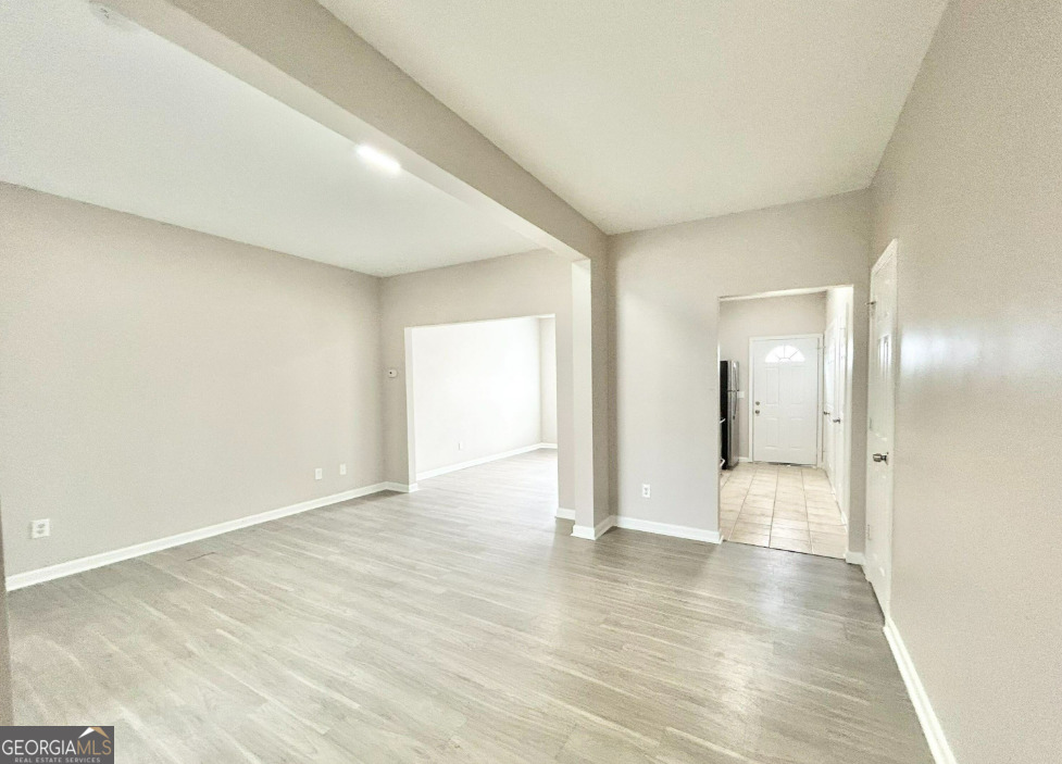 1026 Wheel House Lane # H Property Photo 3