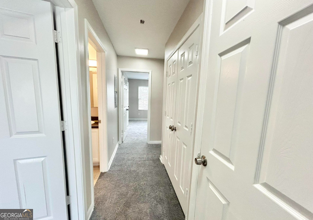 1026 Wheel House Lane # H Property Photo 7
