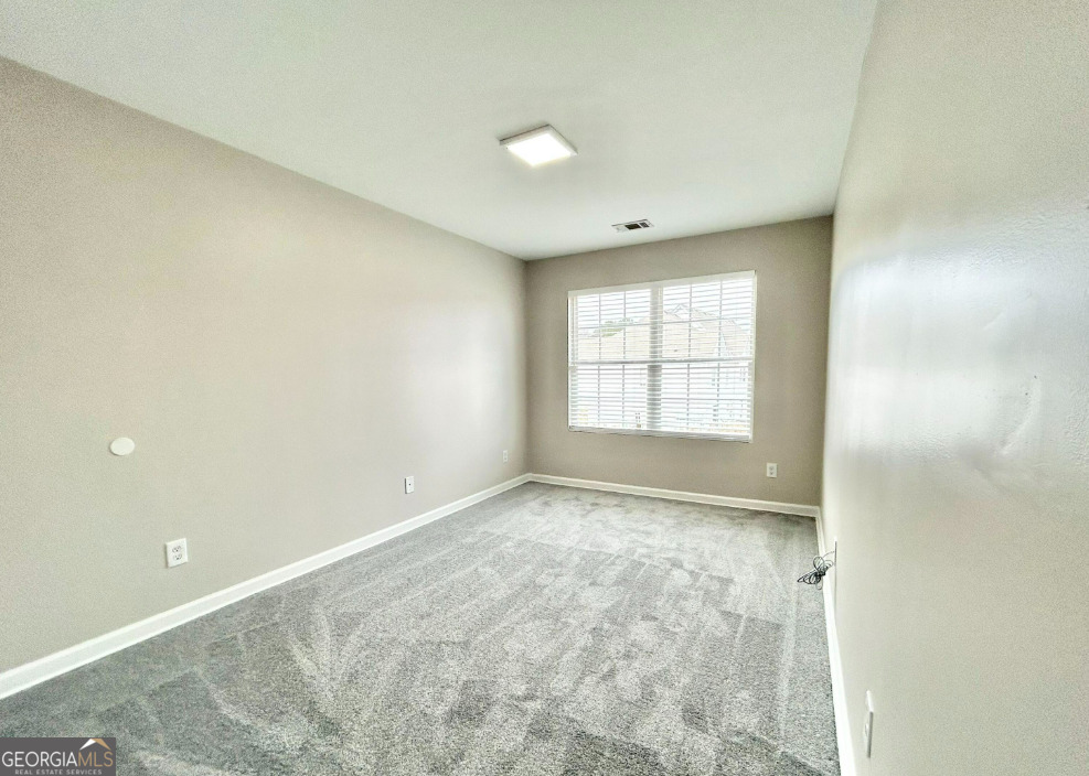 1026 Wheel House Lane # H Property Photo 9