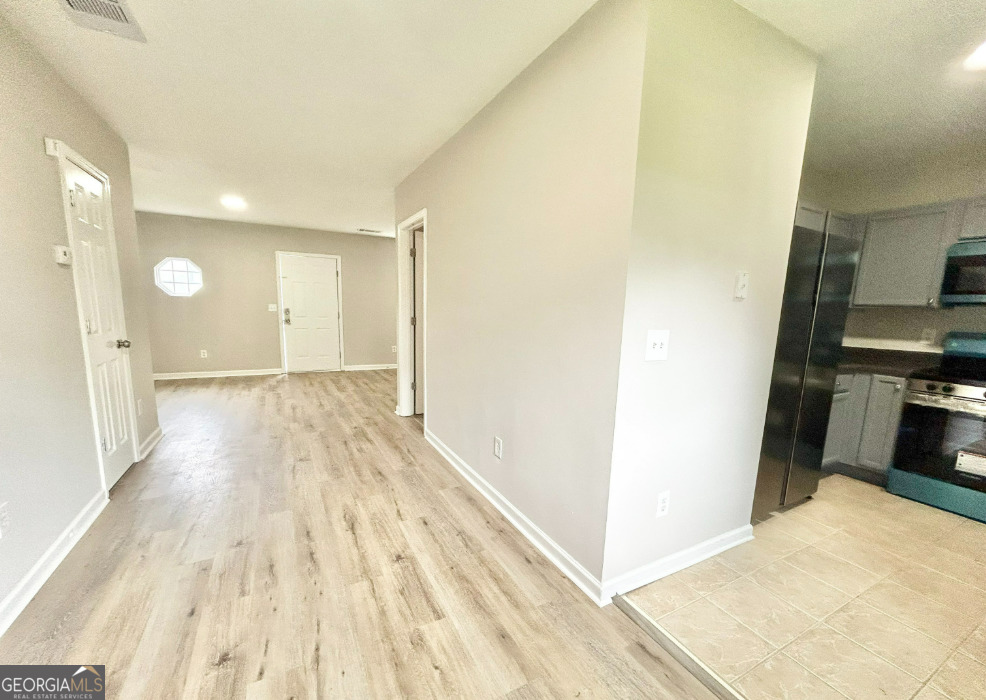 739 Wheel House Lane # A Property Photo 6