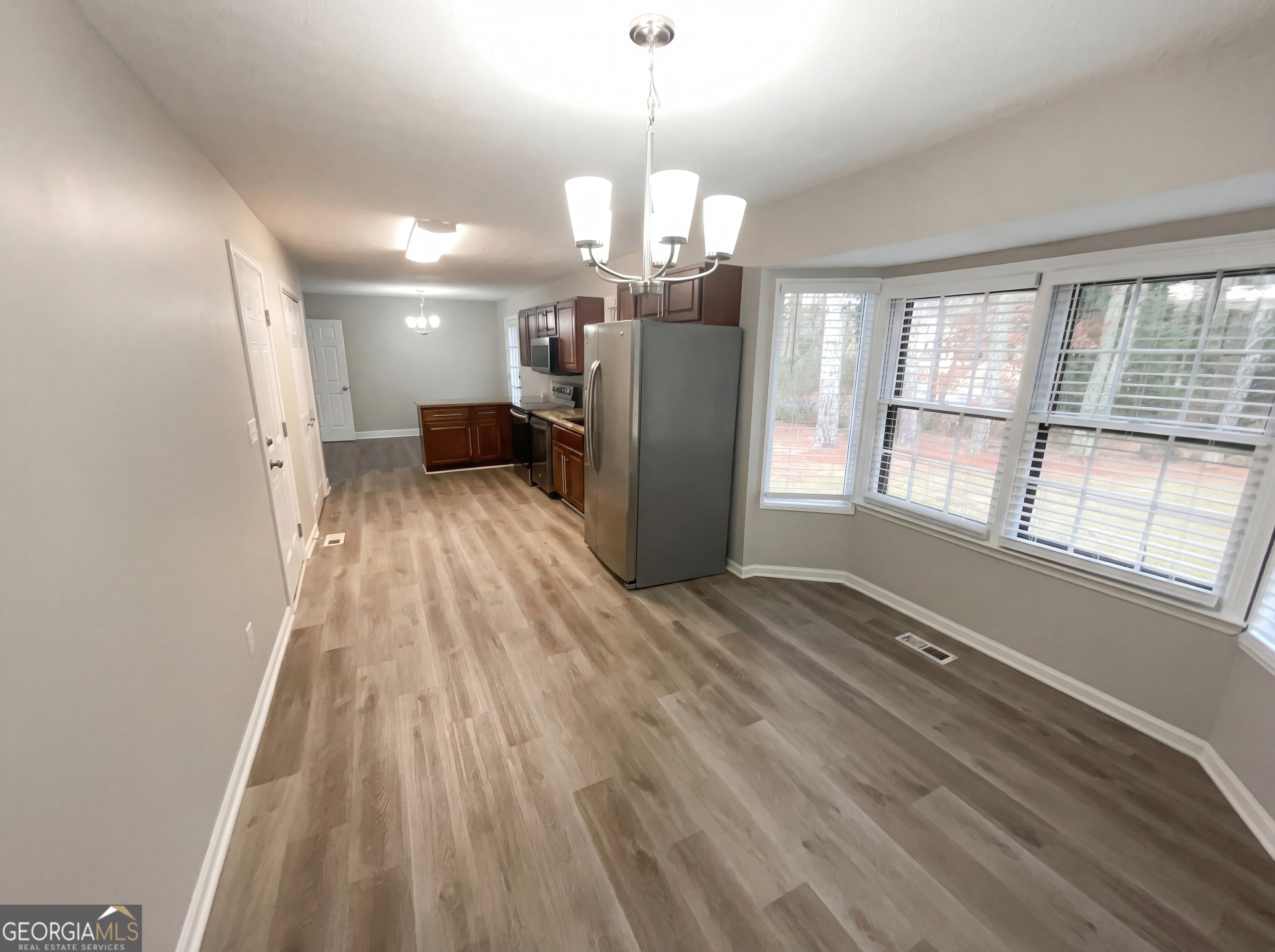 10 King Drive Property Photo 6