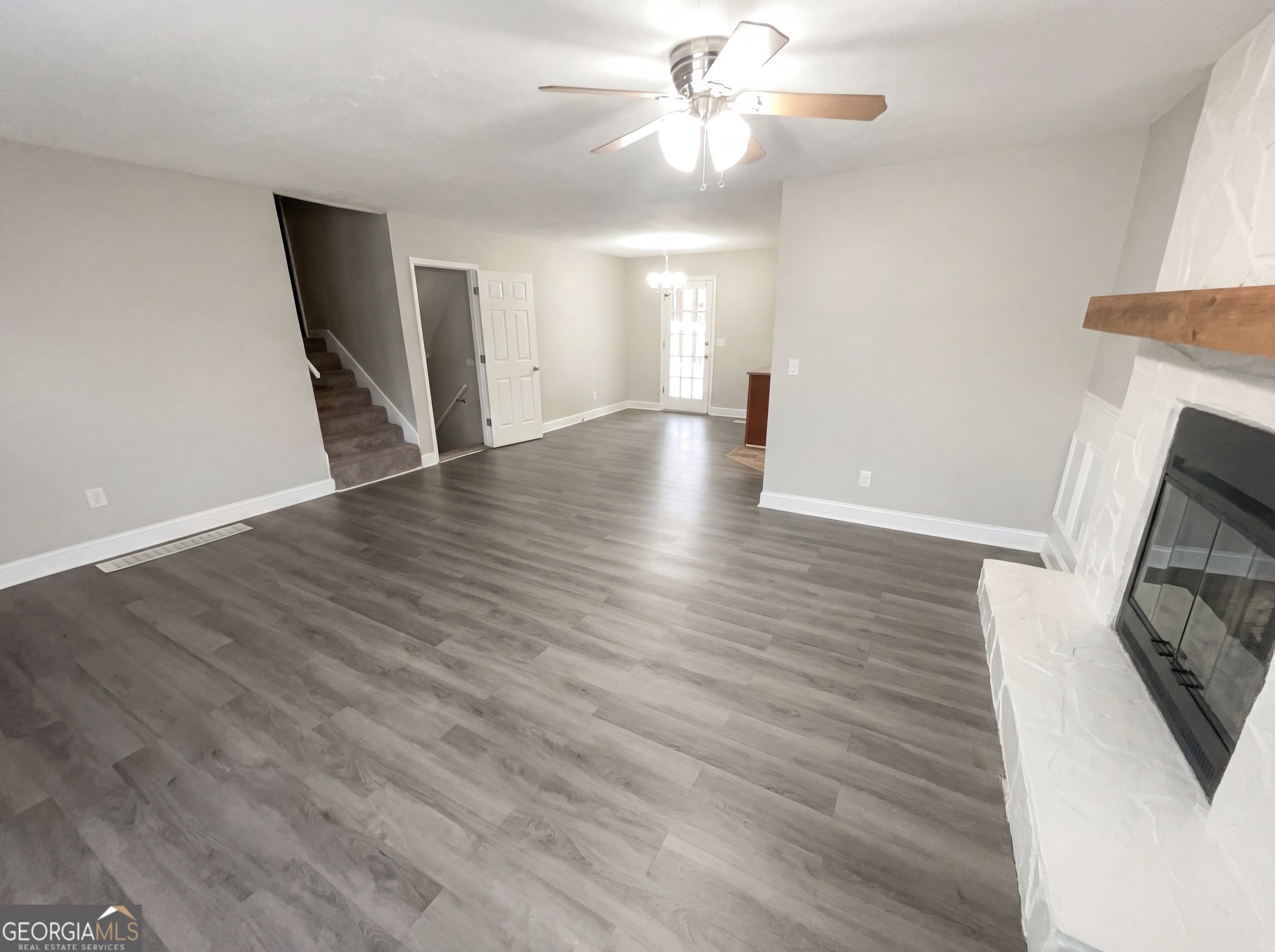 10 King Drive Property Photo 9