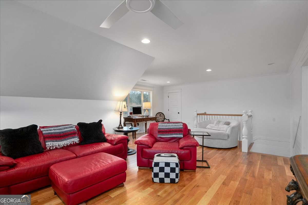 2942 Salem Road Property Photo 28