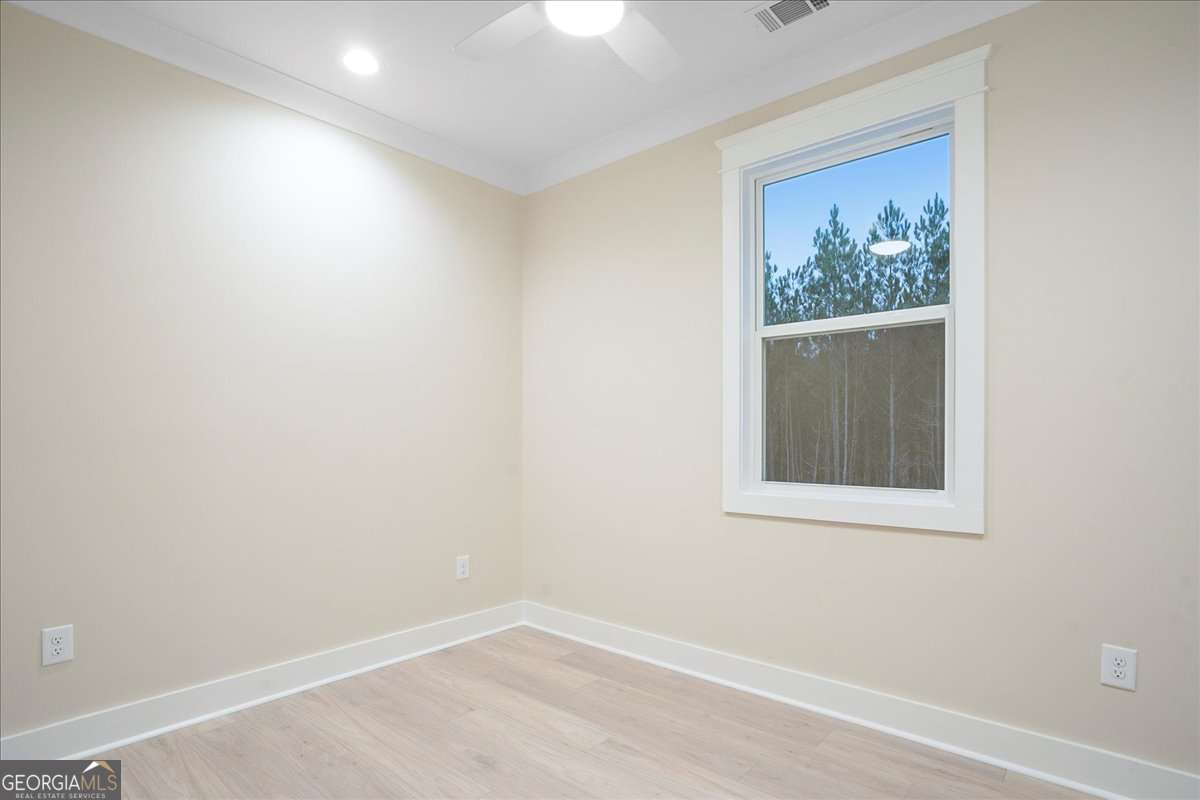 2942 Salem Road Property Photo 56