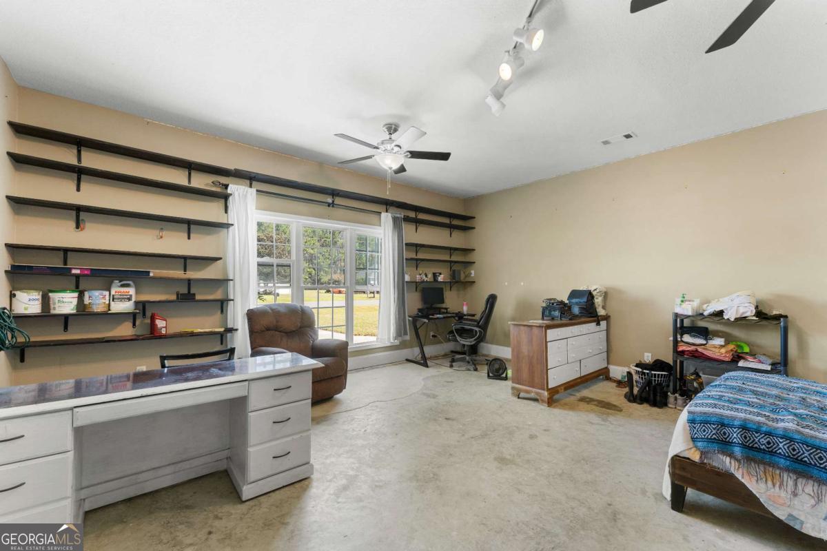 116 Summer Wind Place Property Photo 11