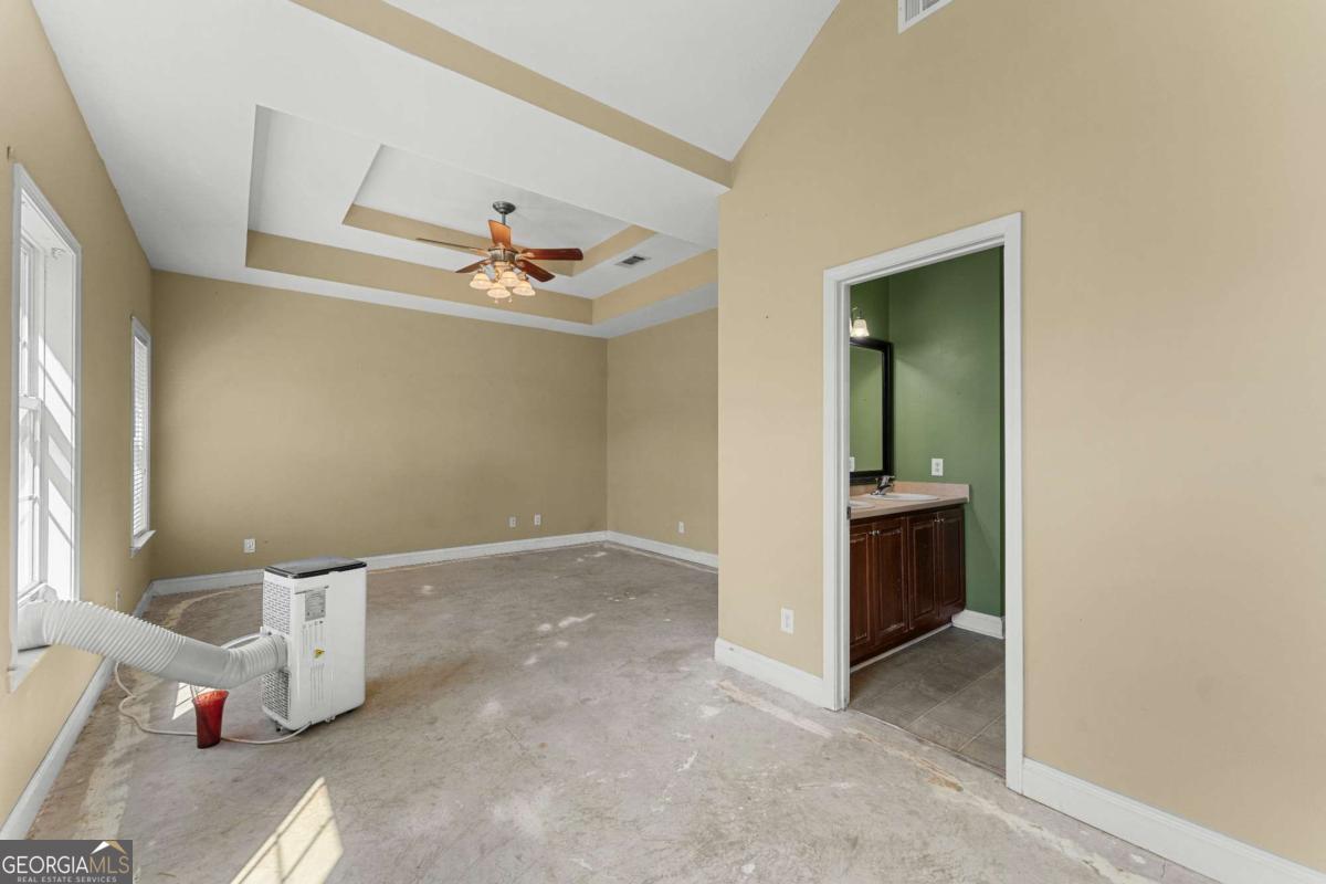 116 Summer Wind Place Property Photo 13