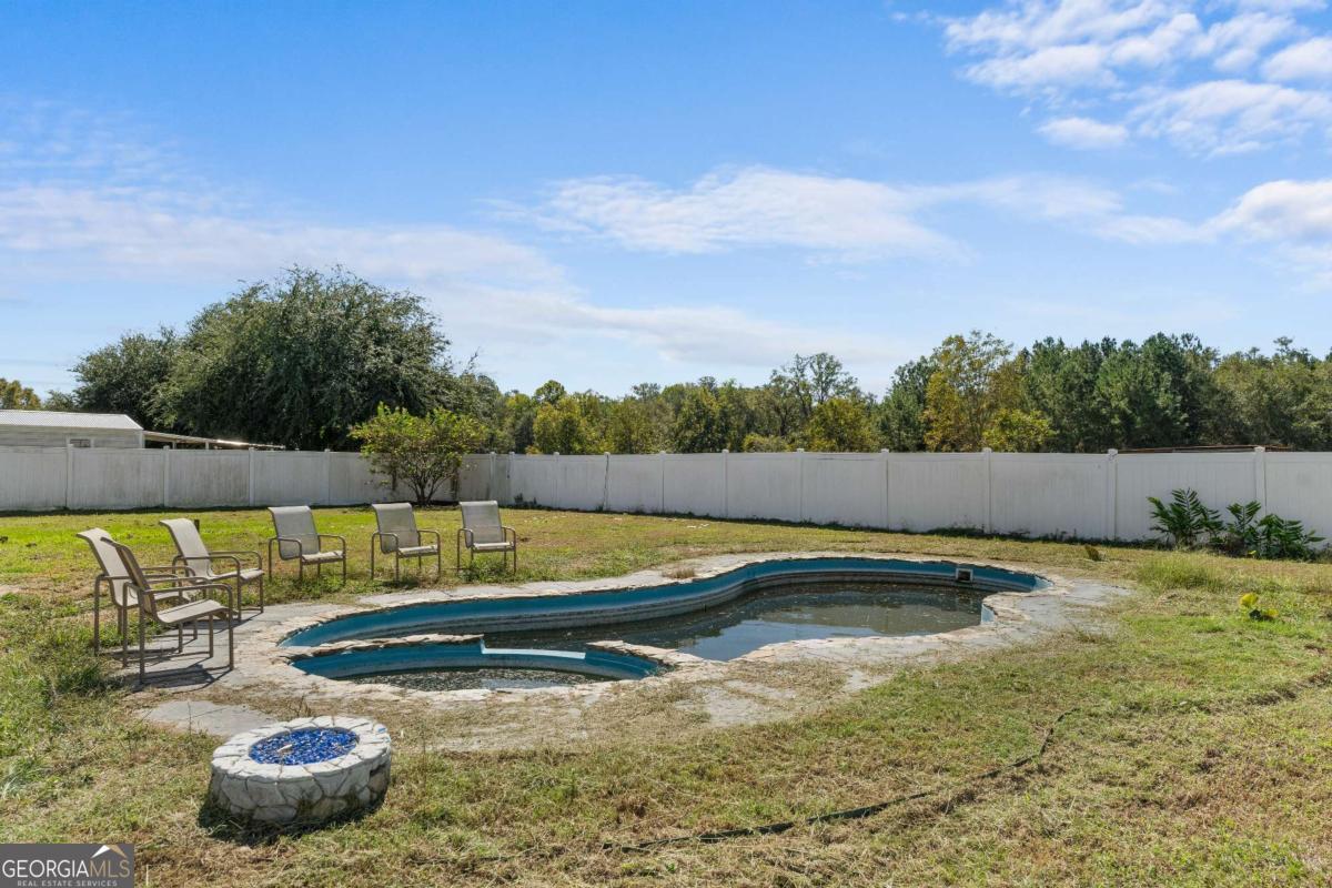 116 Summer Wind Place Property Photo 18