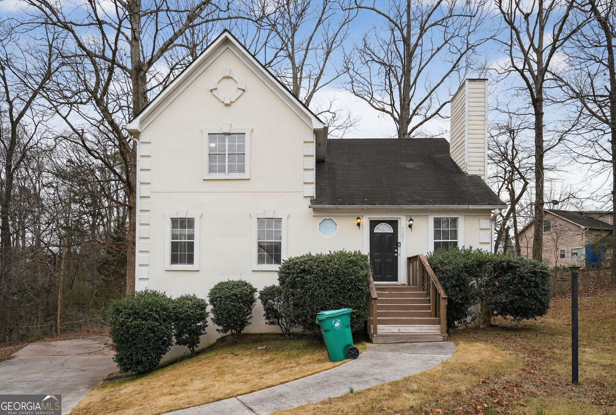 5207 Oaktree Court