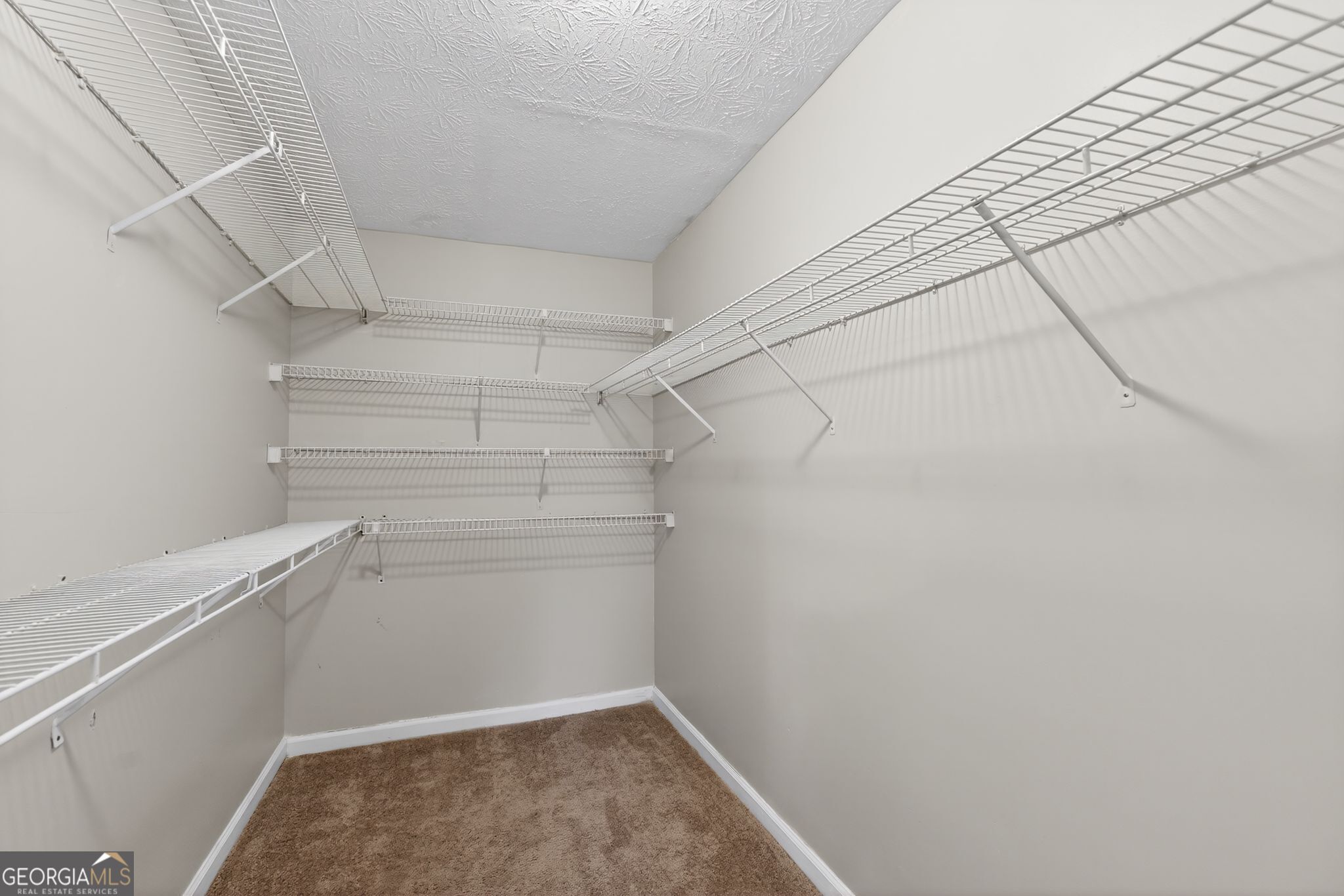 5207 Oaktree Court Property Photo 32