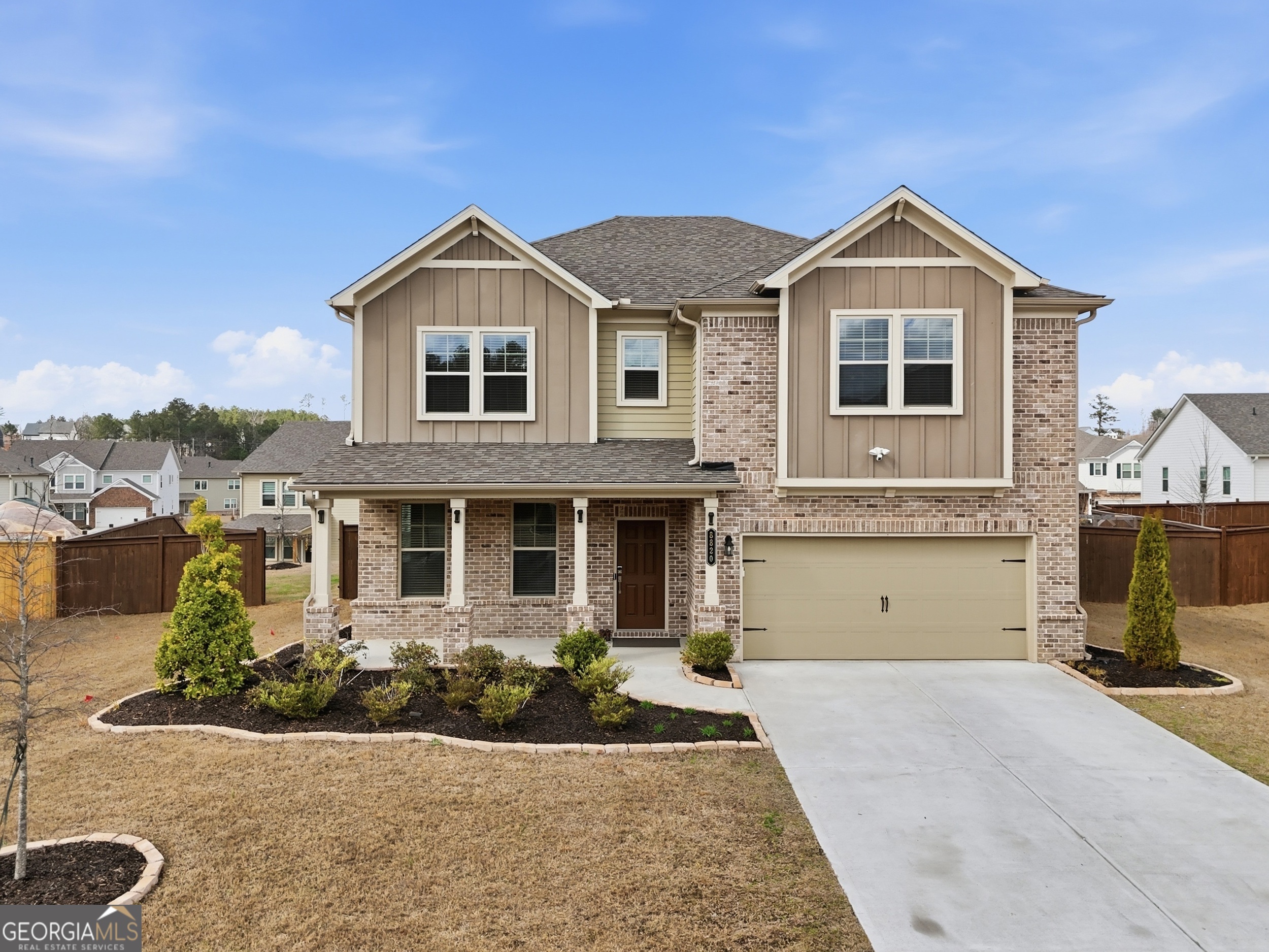 8820 Shipton Circle Property Photo 1