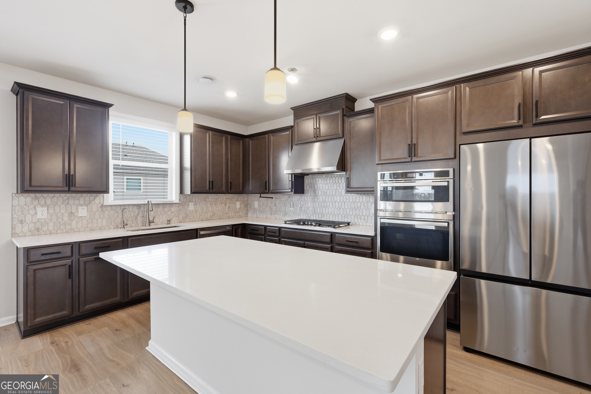 8820 Shipton Circle Property Photo 10