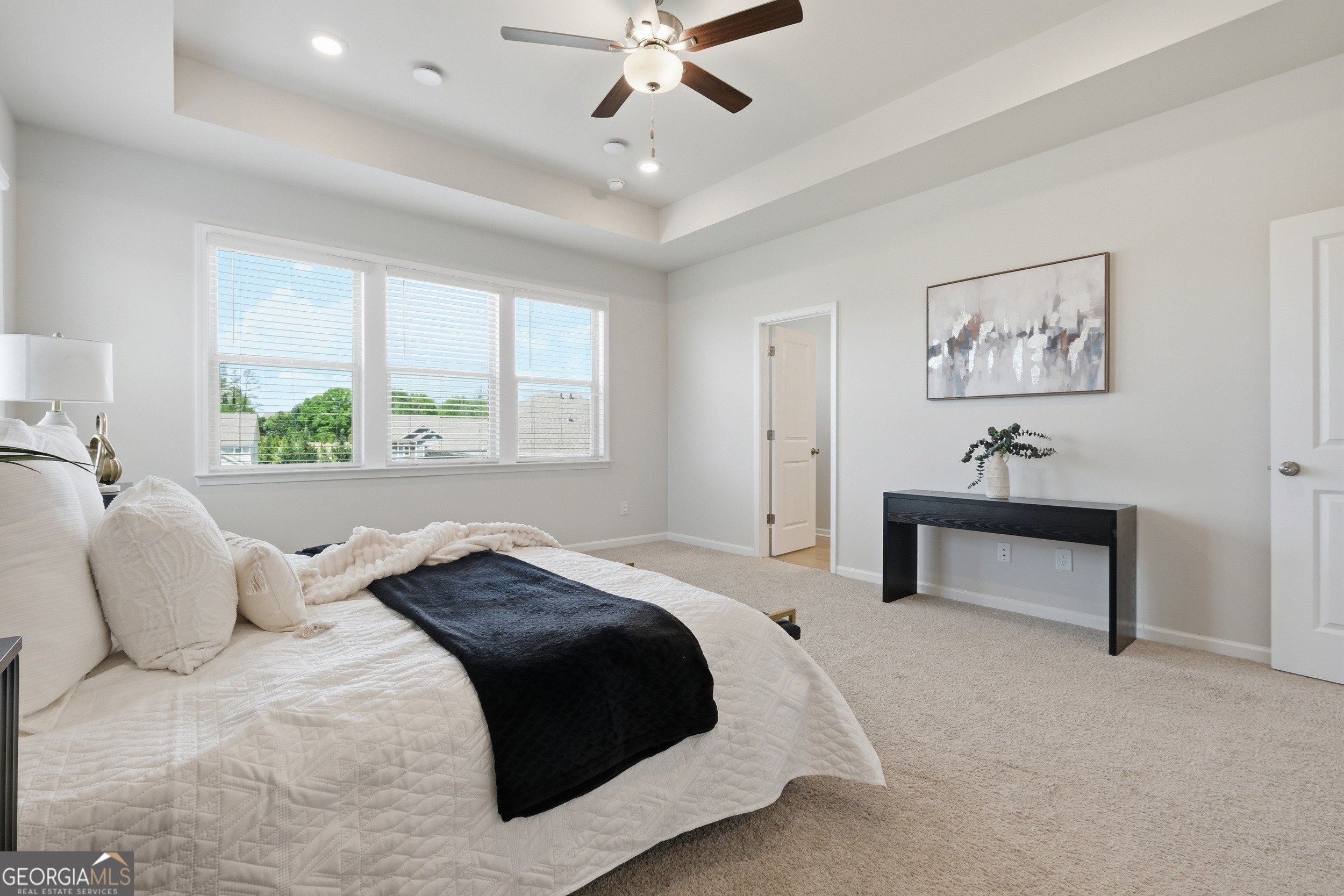 8820 Shipton Circle Property Photo 16