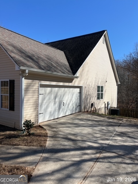 522 Anniston Drive Property Photo 7