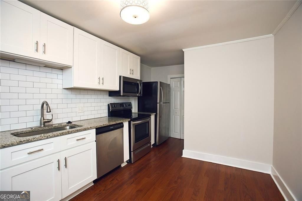887 Myrtle Street Ne Property Photo 15