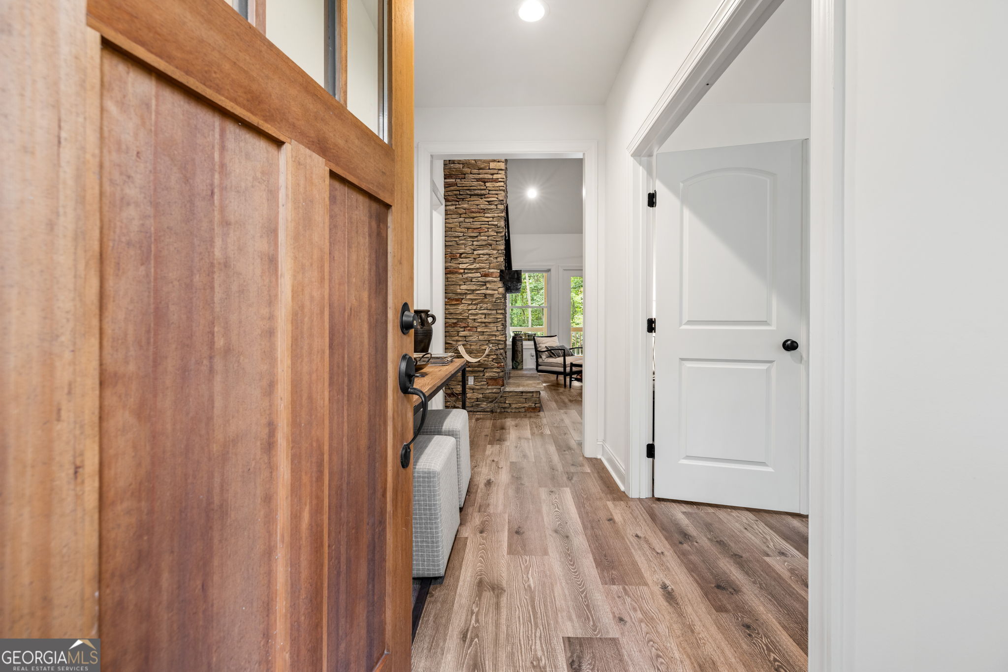 373 Mcintosh Road Property Photo 4