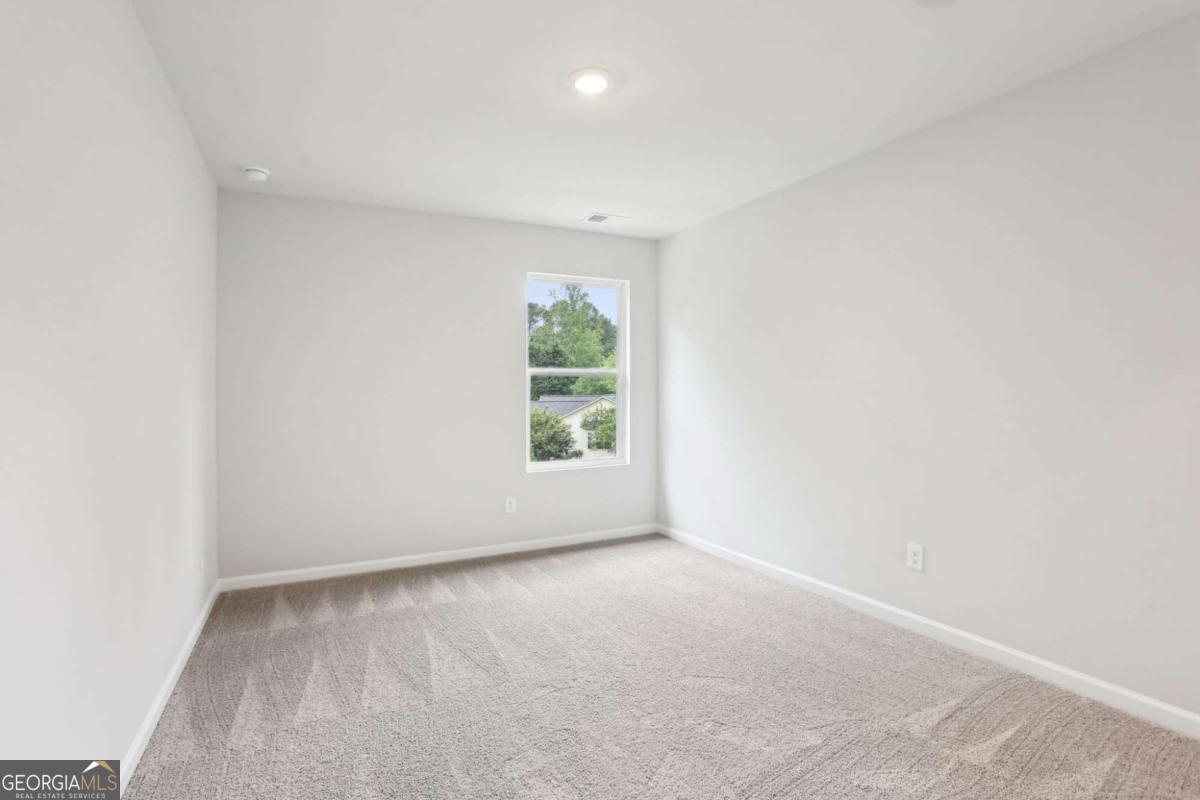 314 Cedar Wood Trace Property Photo 28
