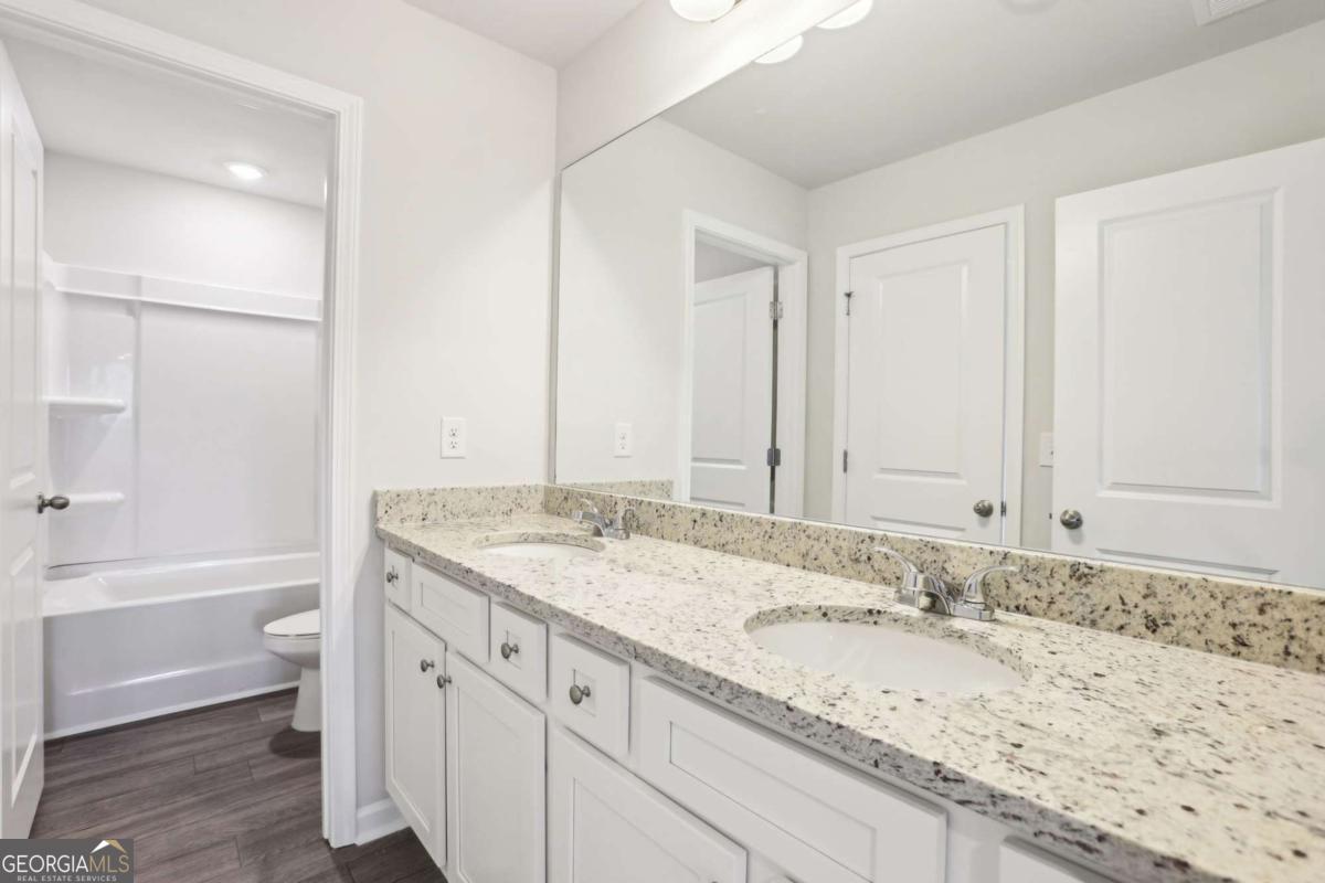 314 Cedar Wood Trace Property Photo 40