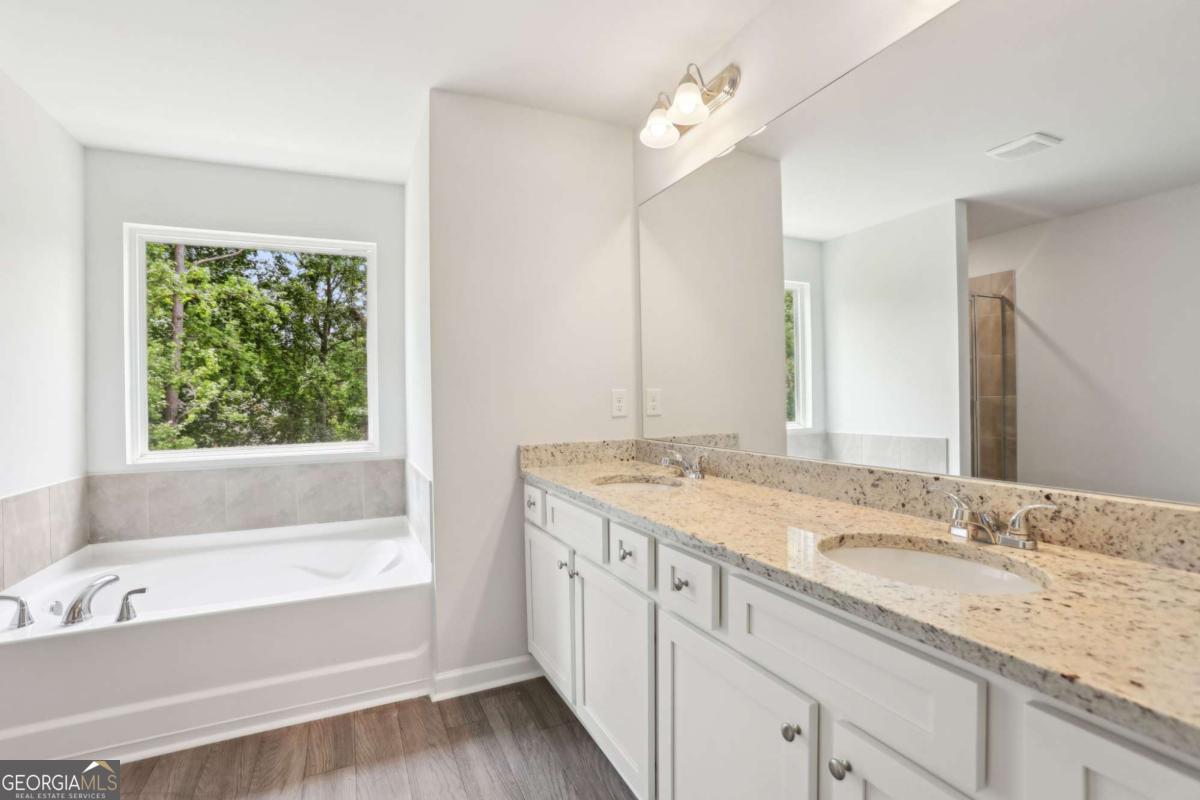 314 Cedar Wood Trace Property Photo 42