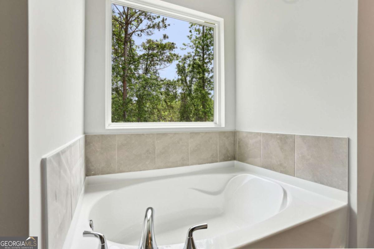 314 Cedar Wood Trace Property Photo 44