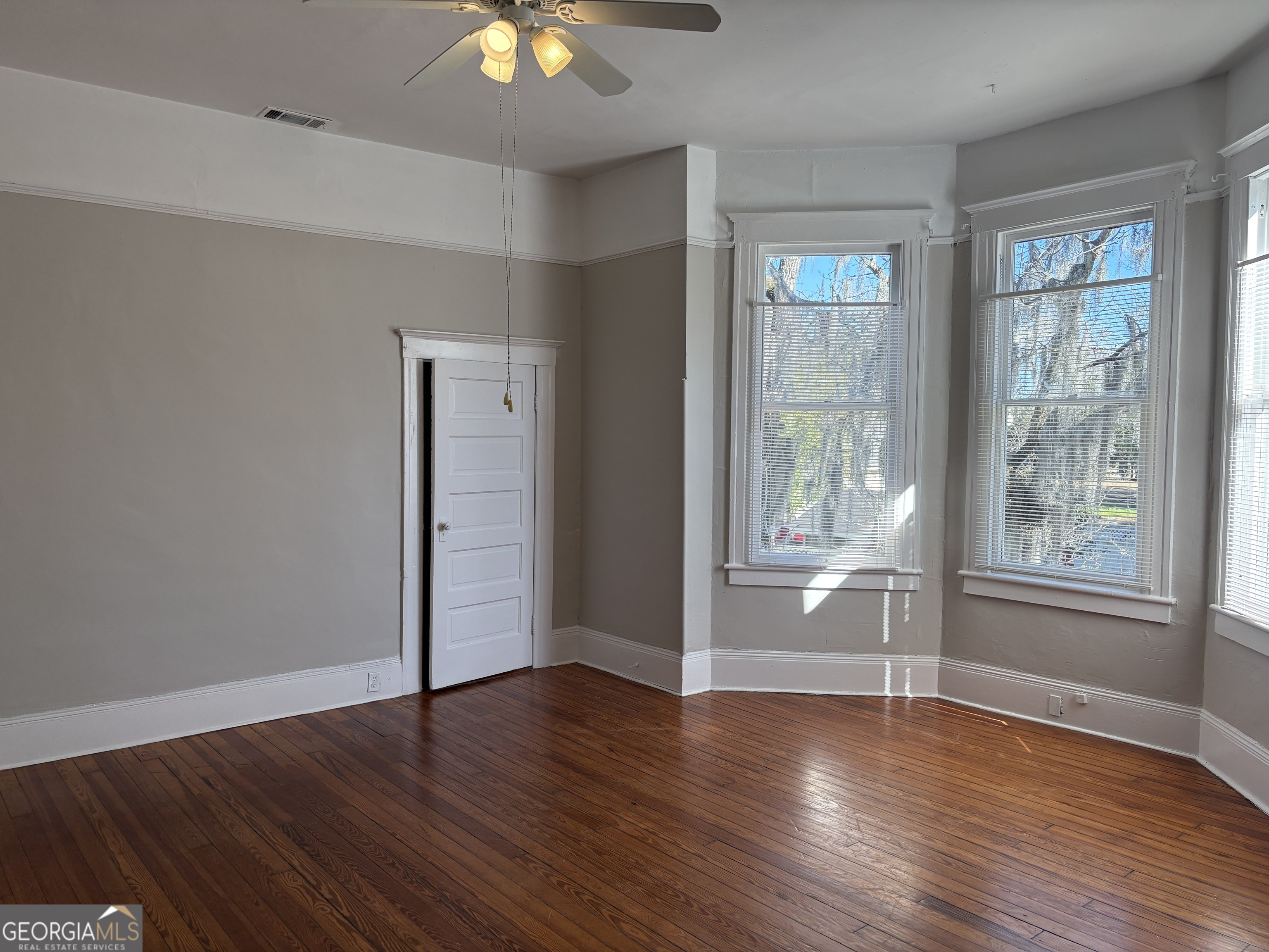 836 E Henry Street Unit C Property Photo 23