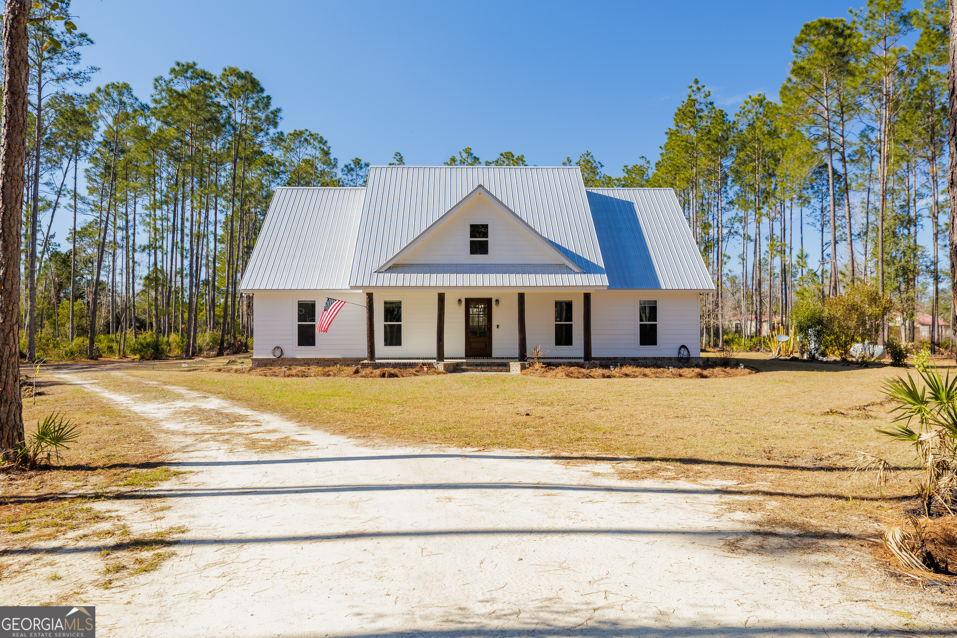 219 Buck Griffis Road Property Photo 2