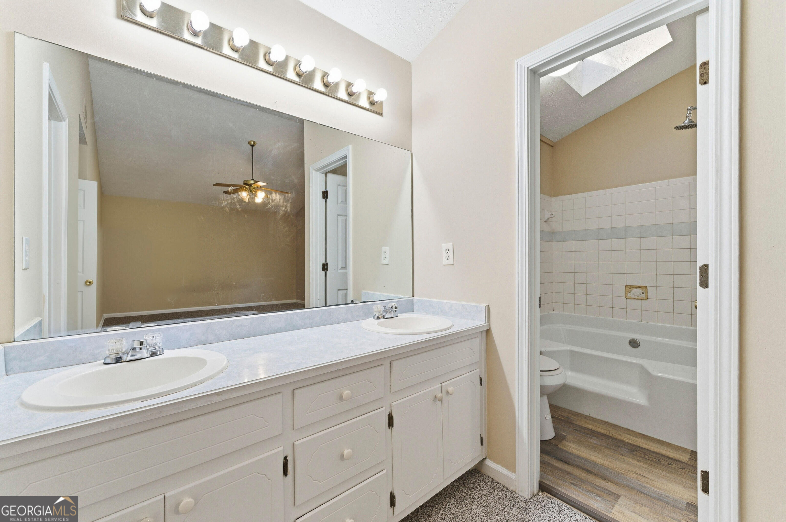2653 Laurel Woods Lane Se Property Photo 15