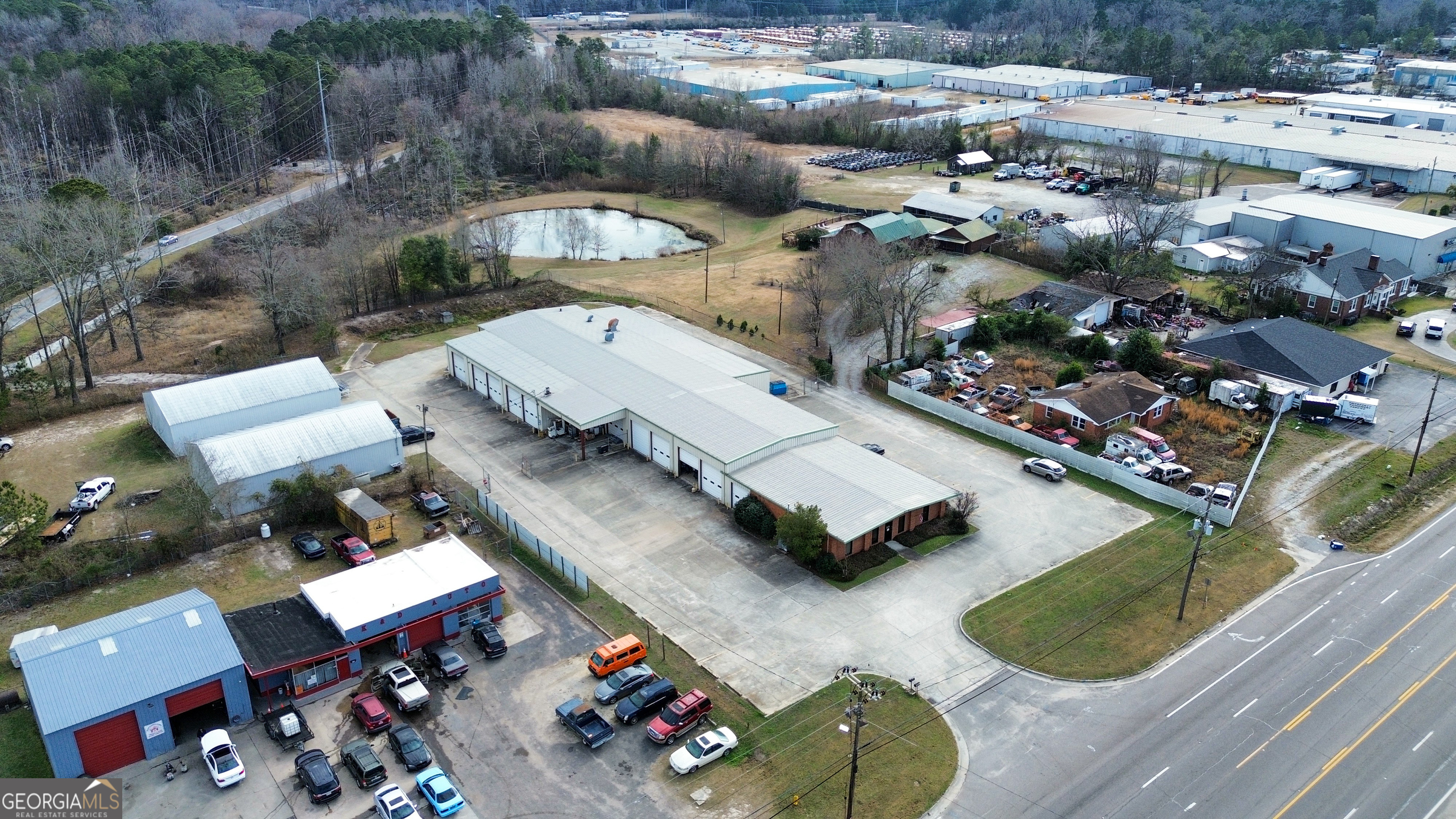 2702 Mike Padgett Highway Property Photo 13