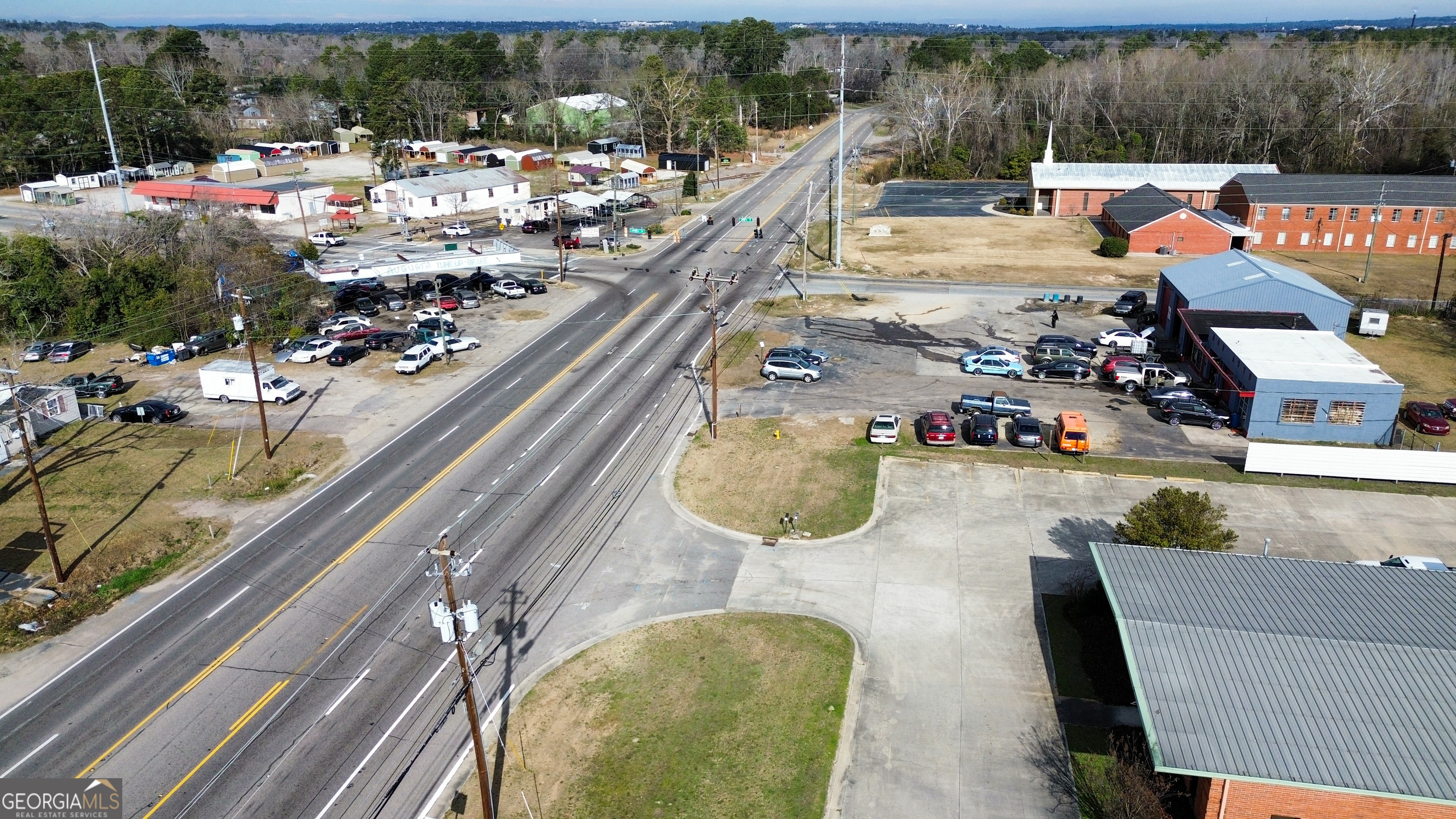 2702 Mike Padgett Highway Property Photo 15