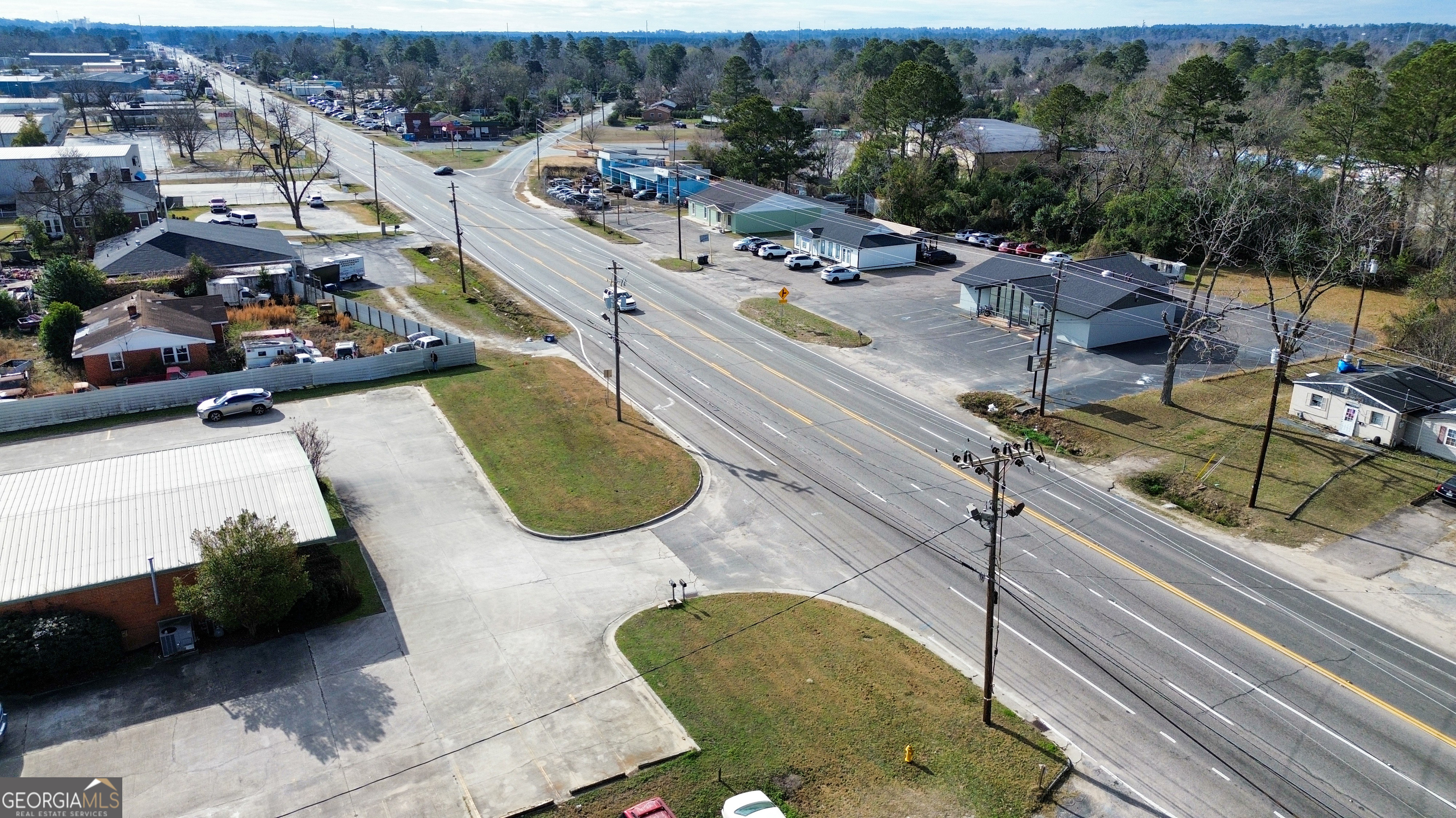 2702 Mike Padgett Highway Property Photo 16