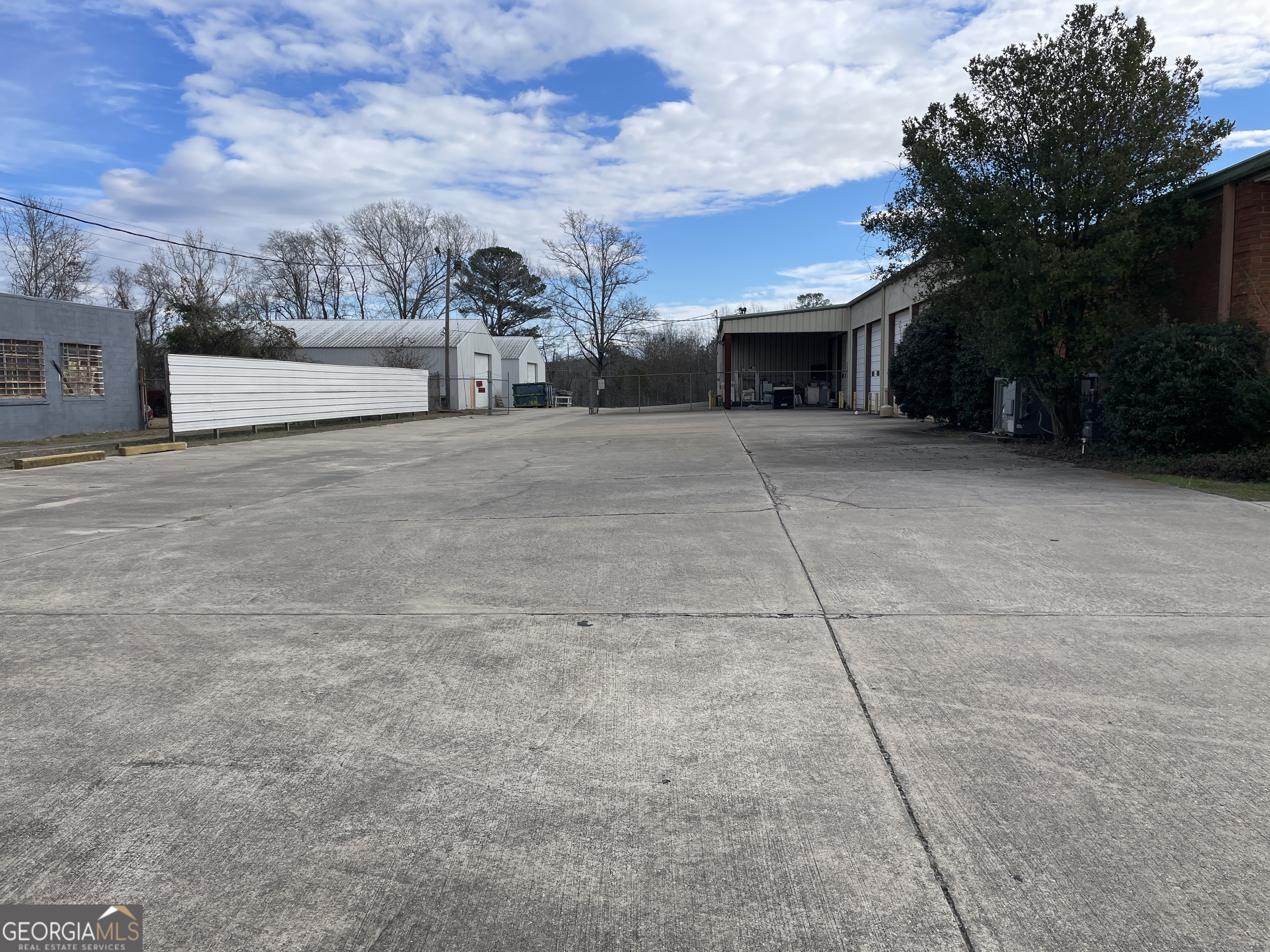 2702 Mike Padgett Highway Property Photo 19