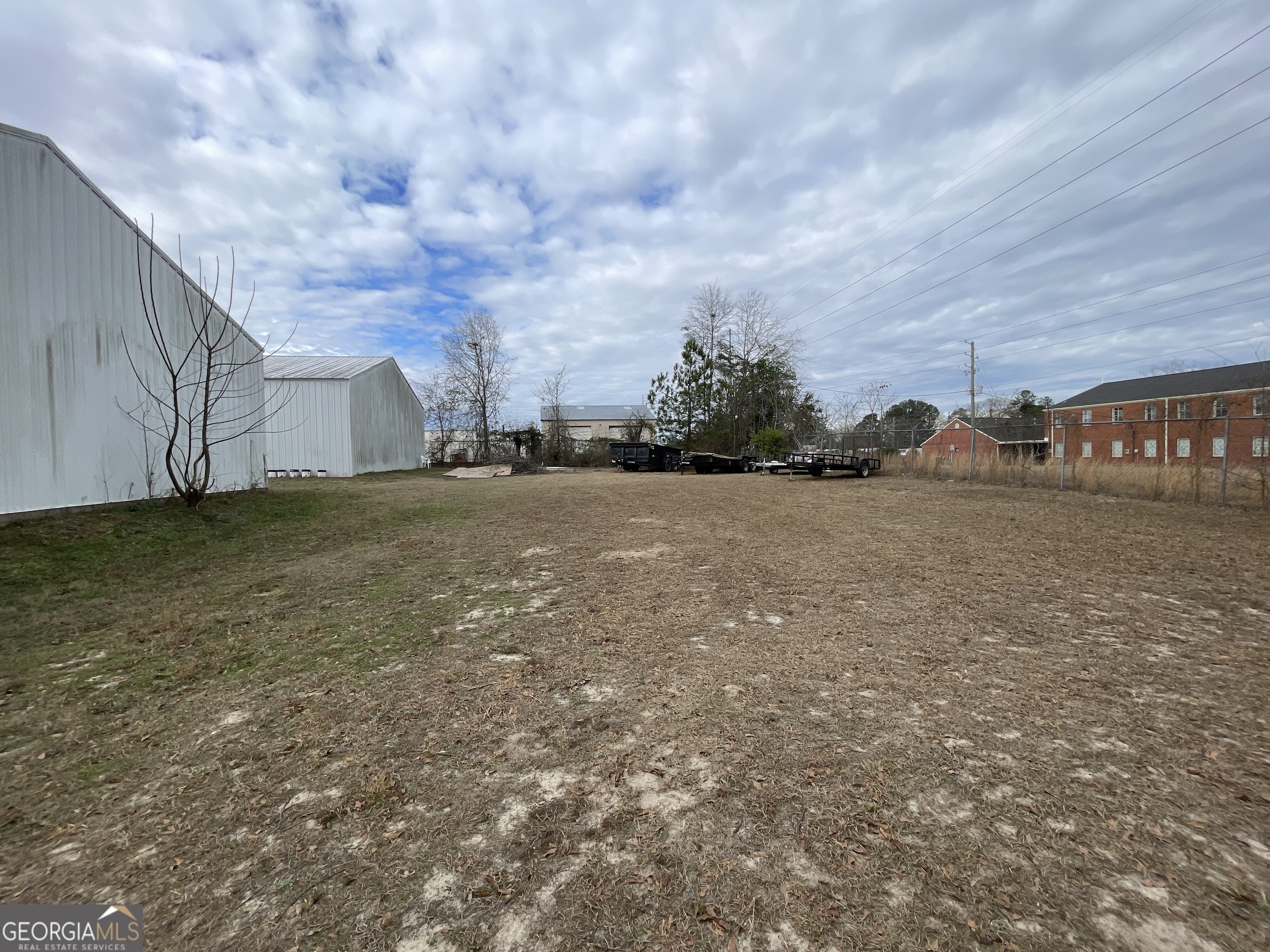 2702 Mike Padgett Highway Property Photo 32