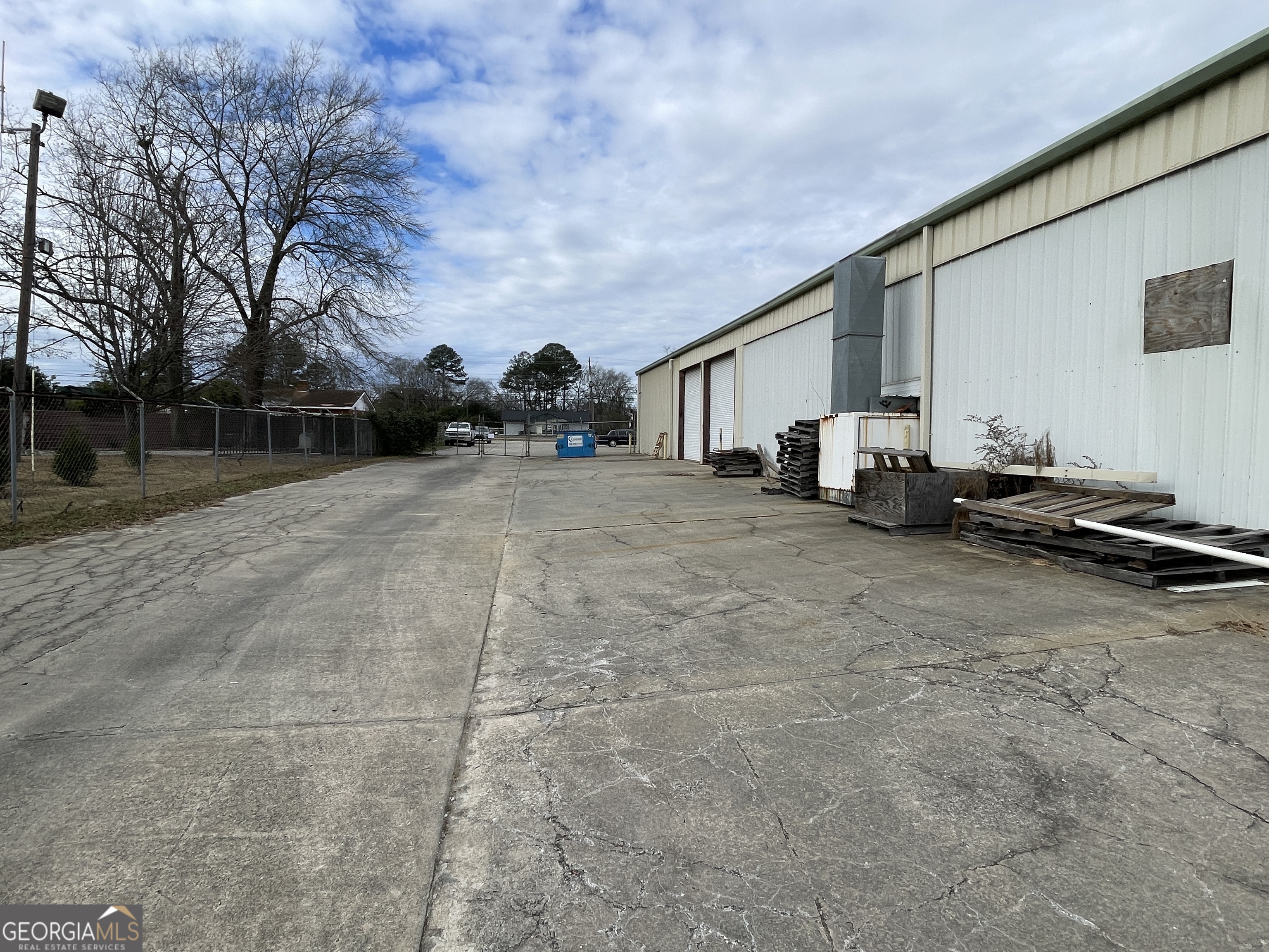 2702 Mike Padgett Highway Property Photo 34