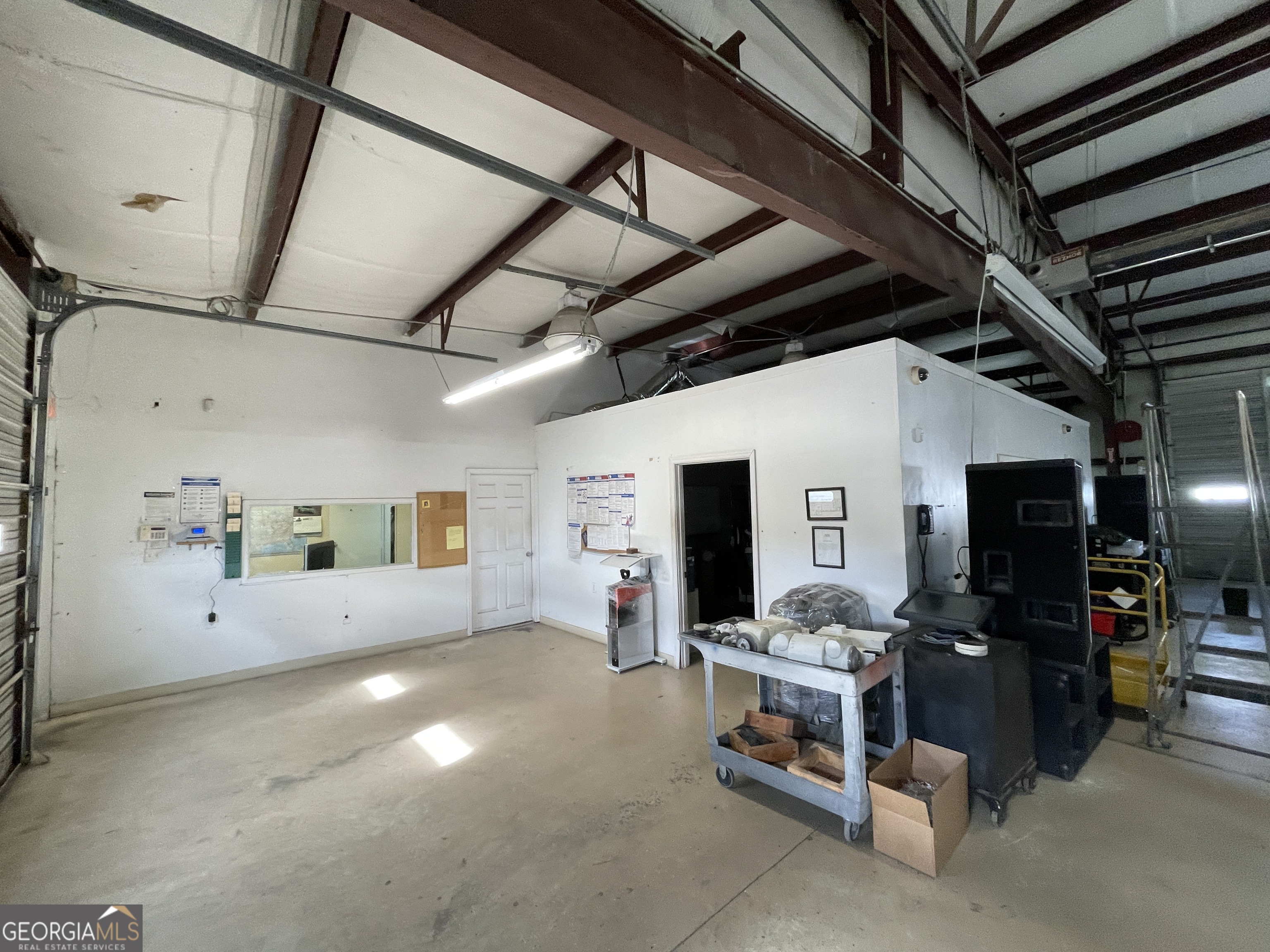 2702 Mike Padgett Highway Property Photo 41