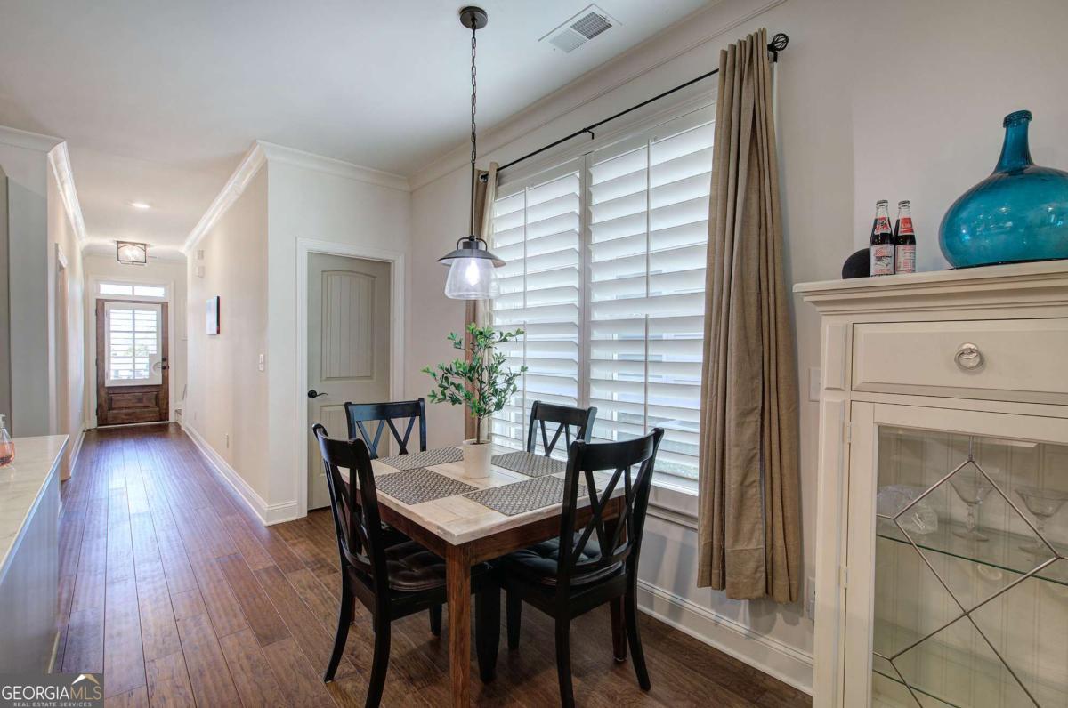 6 Encore Lane Property Photo 8