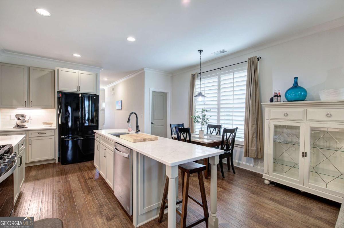 6 Encore Lane Property Photo 10